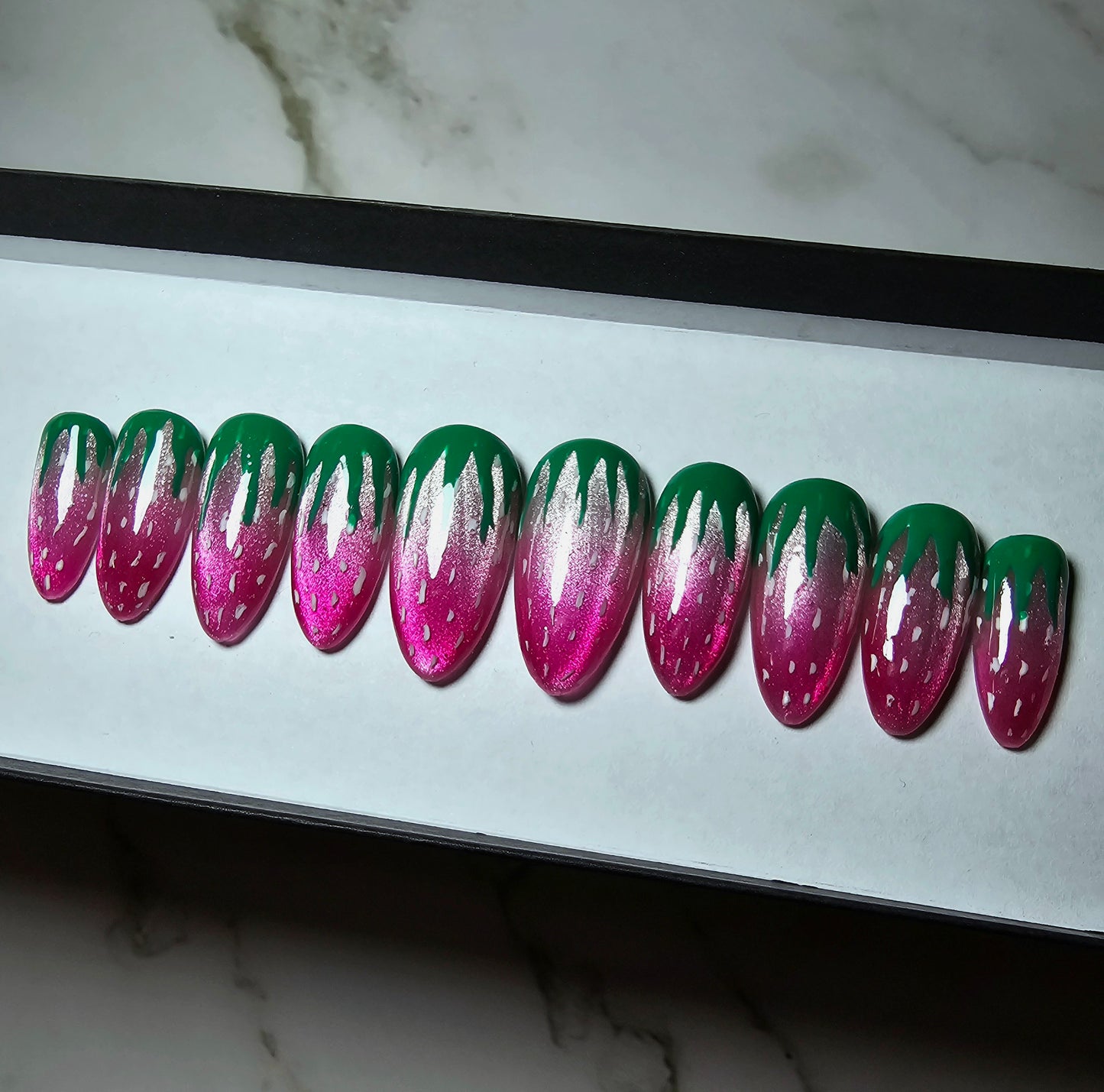 Strawberry Bliss Press on Nail Set