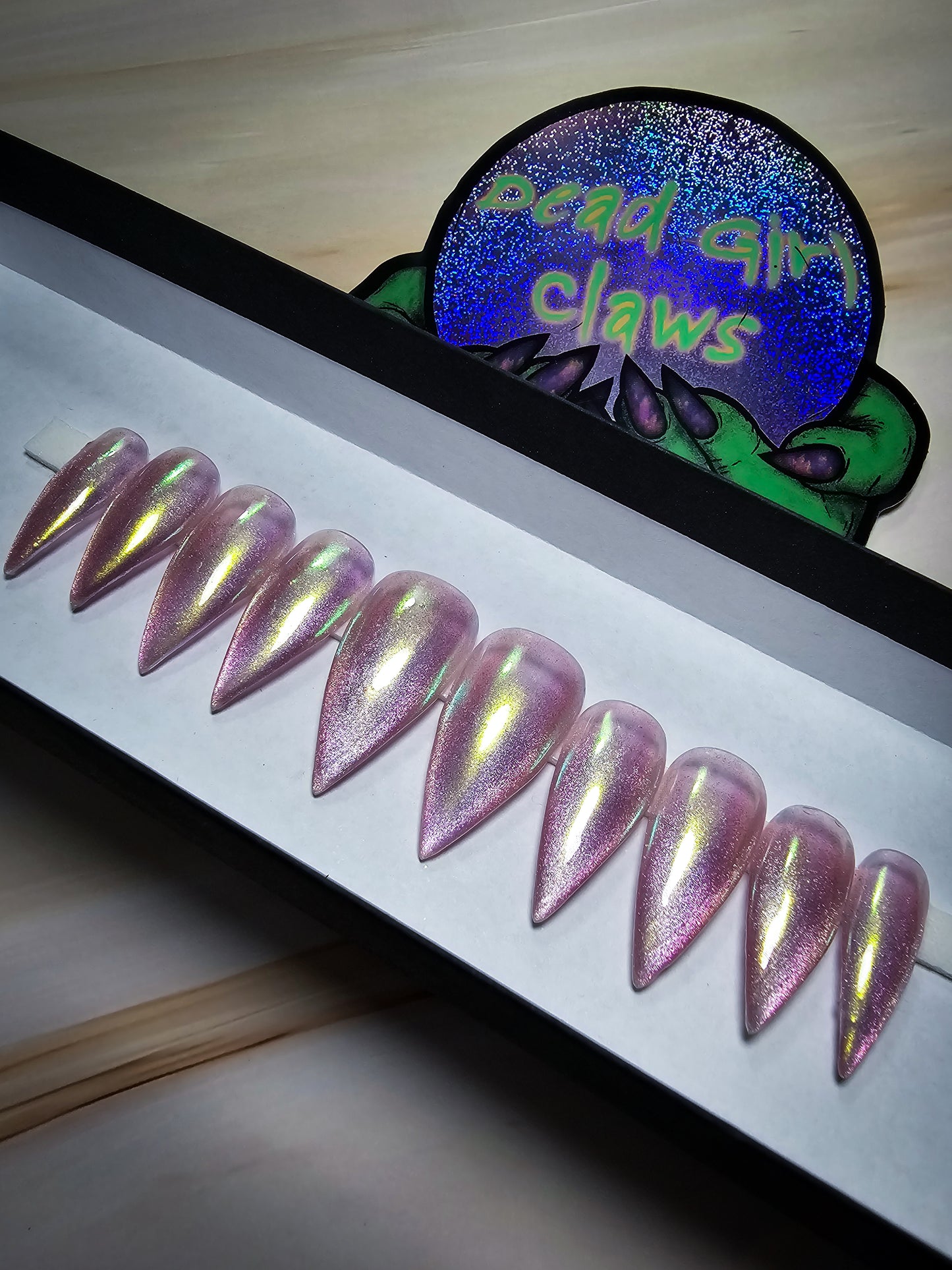 Transformative Press on Nail Set