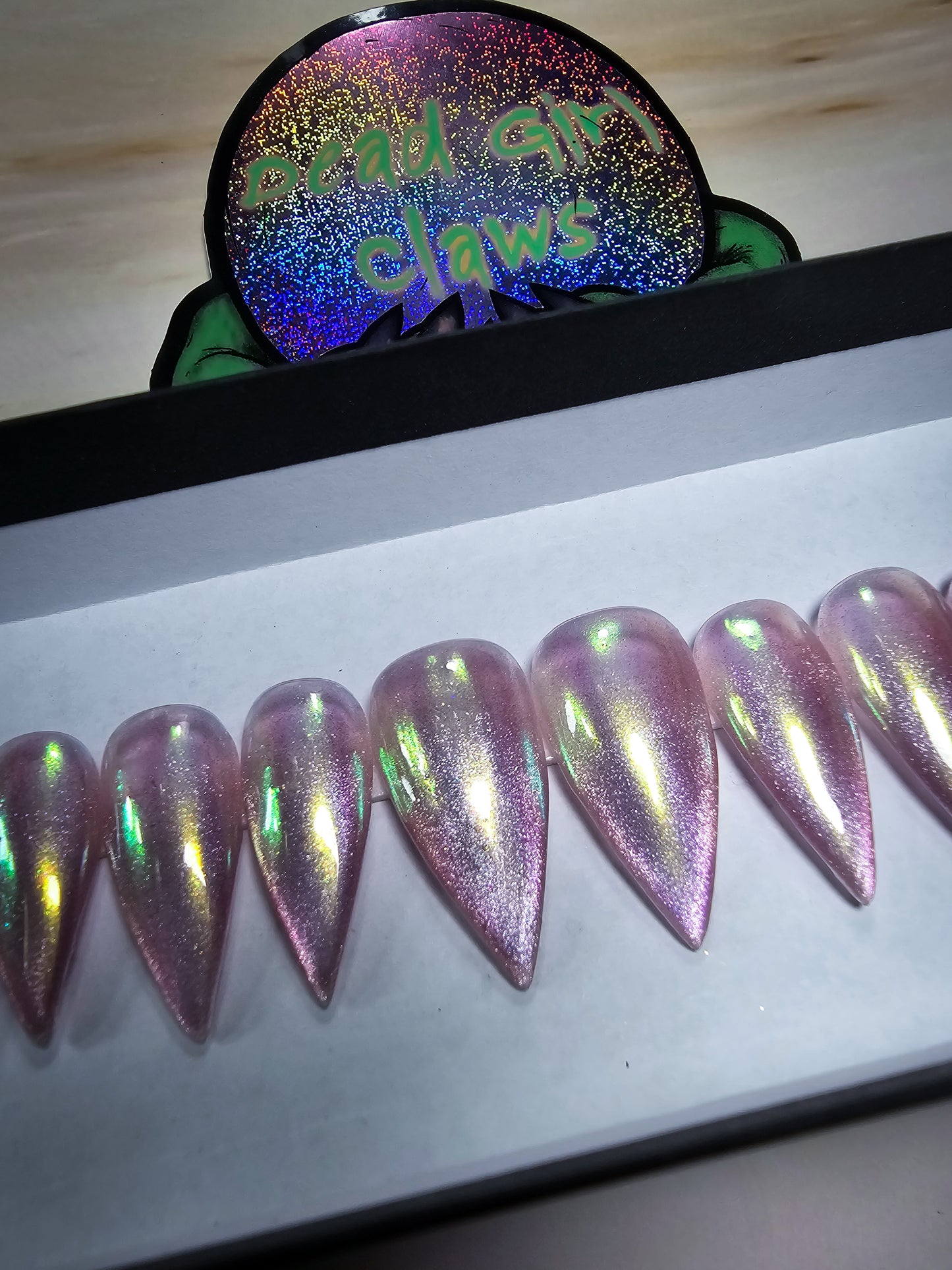 Transformative Press on Nail Set