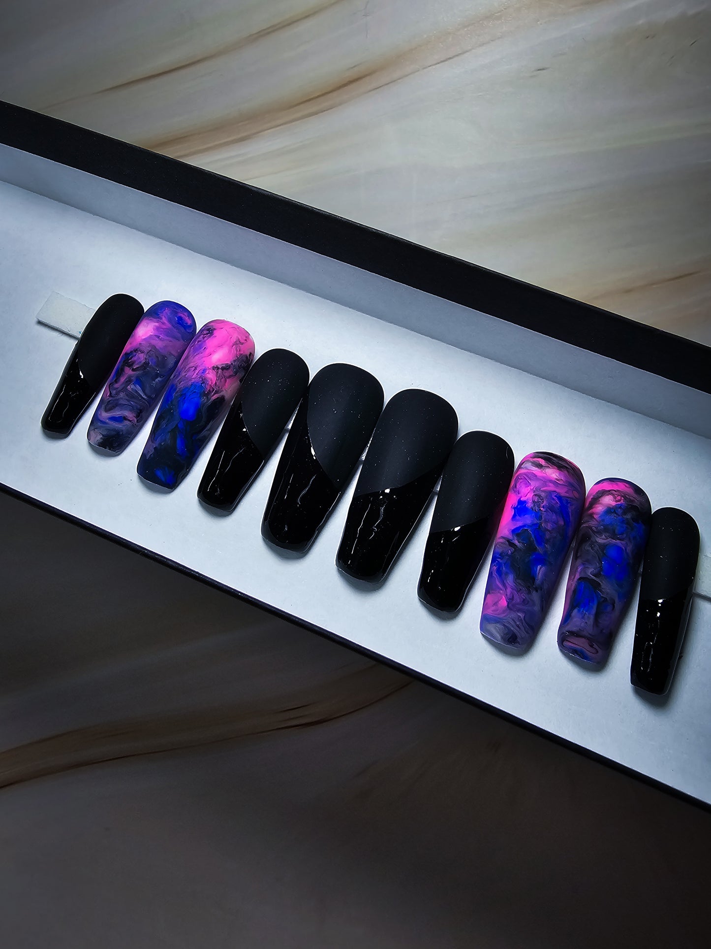 Dark Wave Press on Nail Set