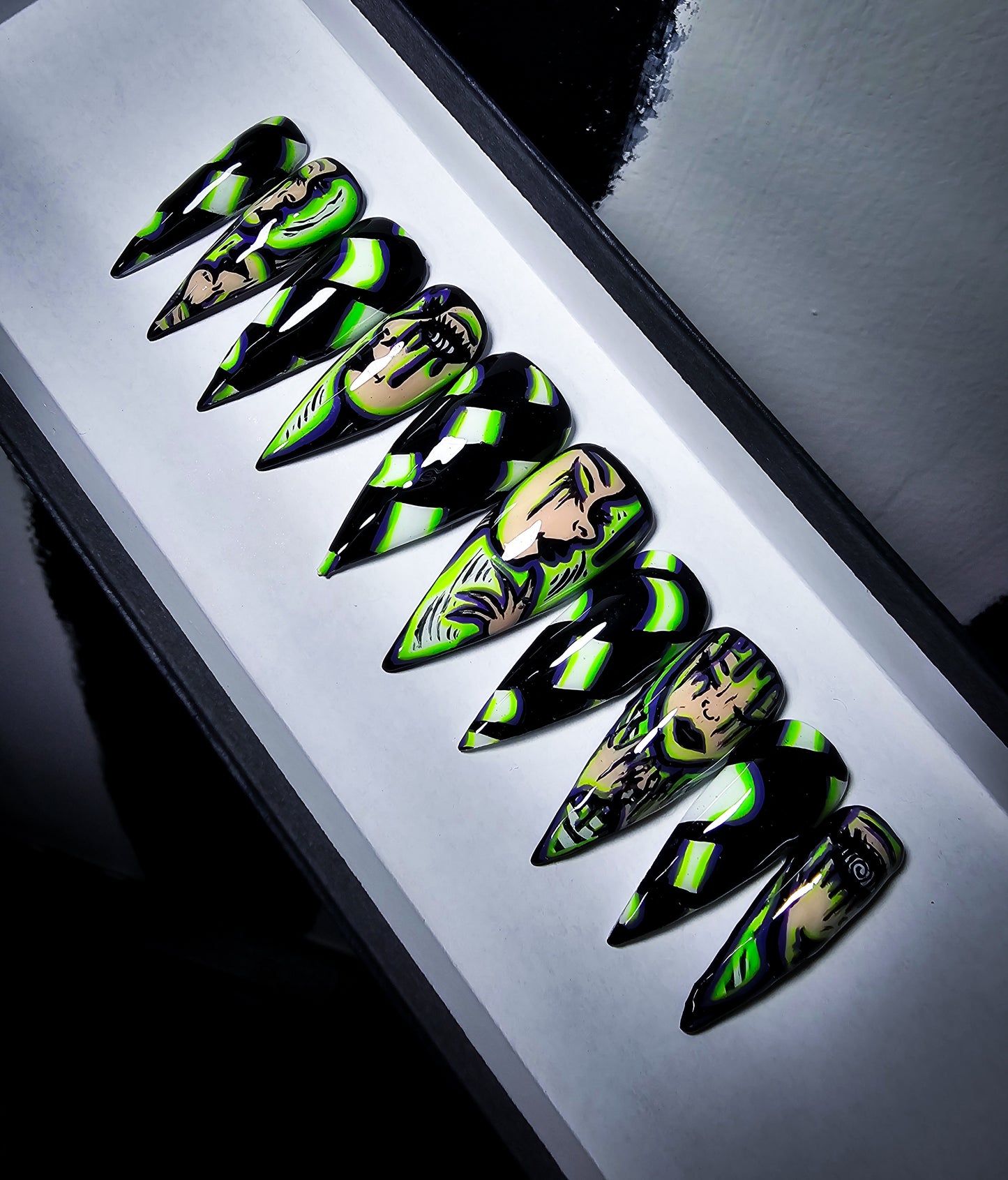 Cyber Glam Press on Nail Set