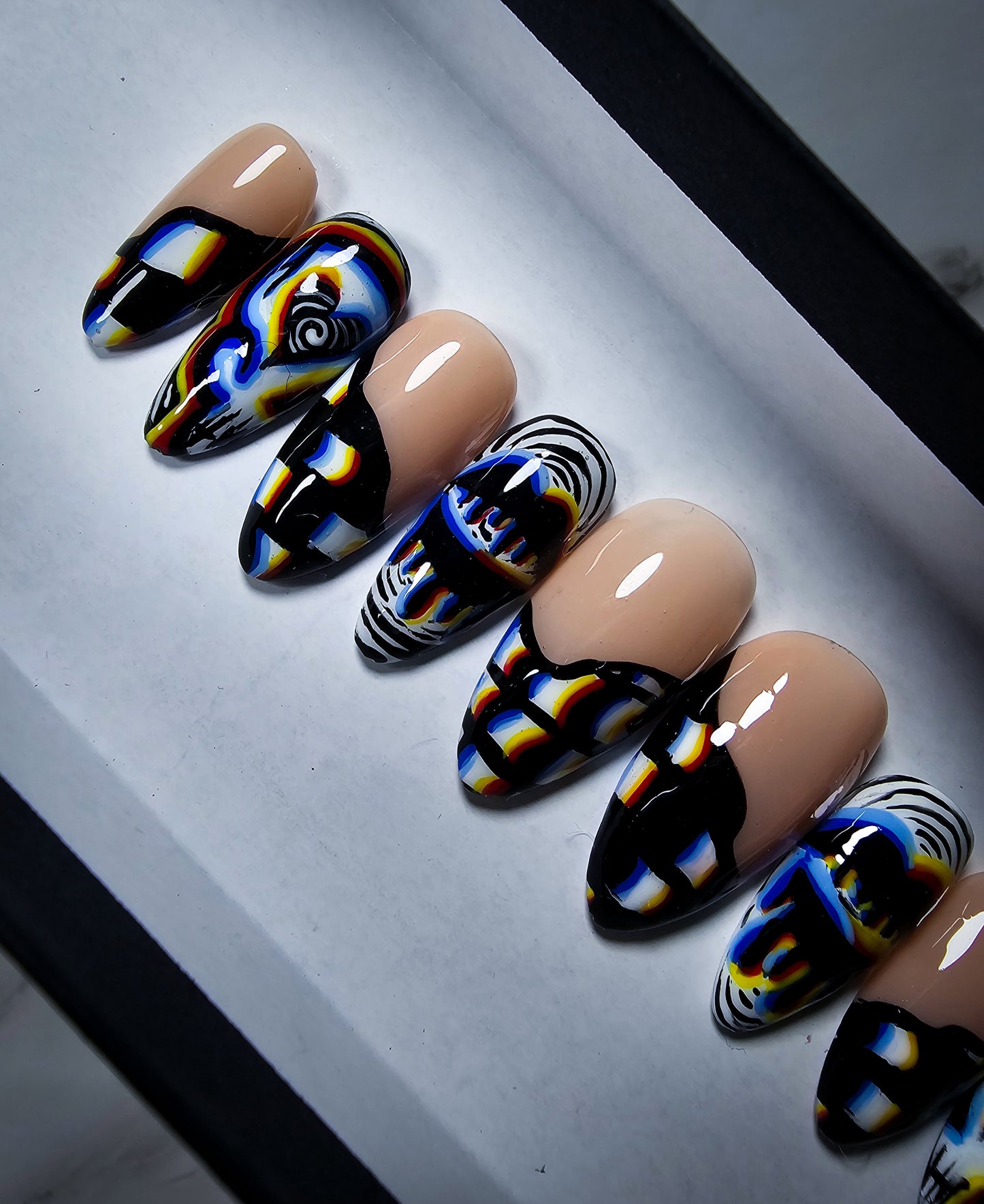 Wild Eyes Press on Nail Set