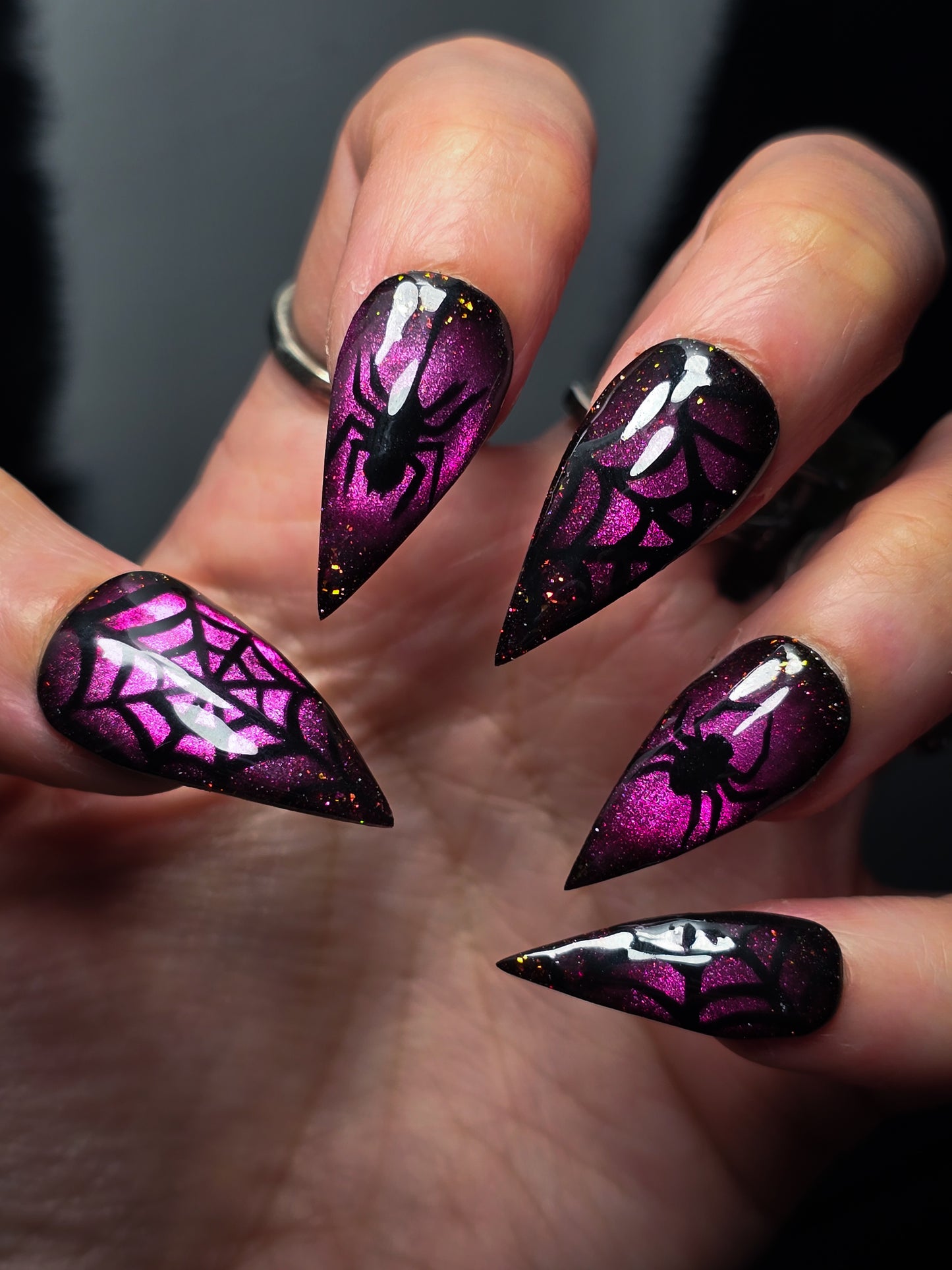 Spine-Chilling Press on Nail Set