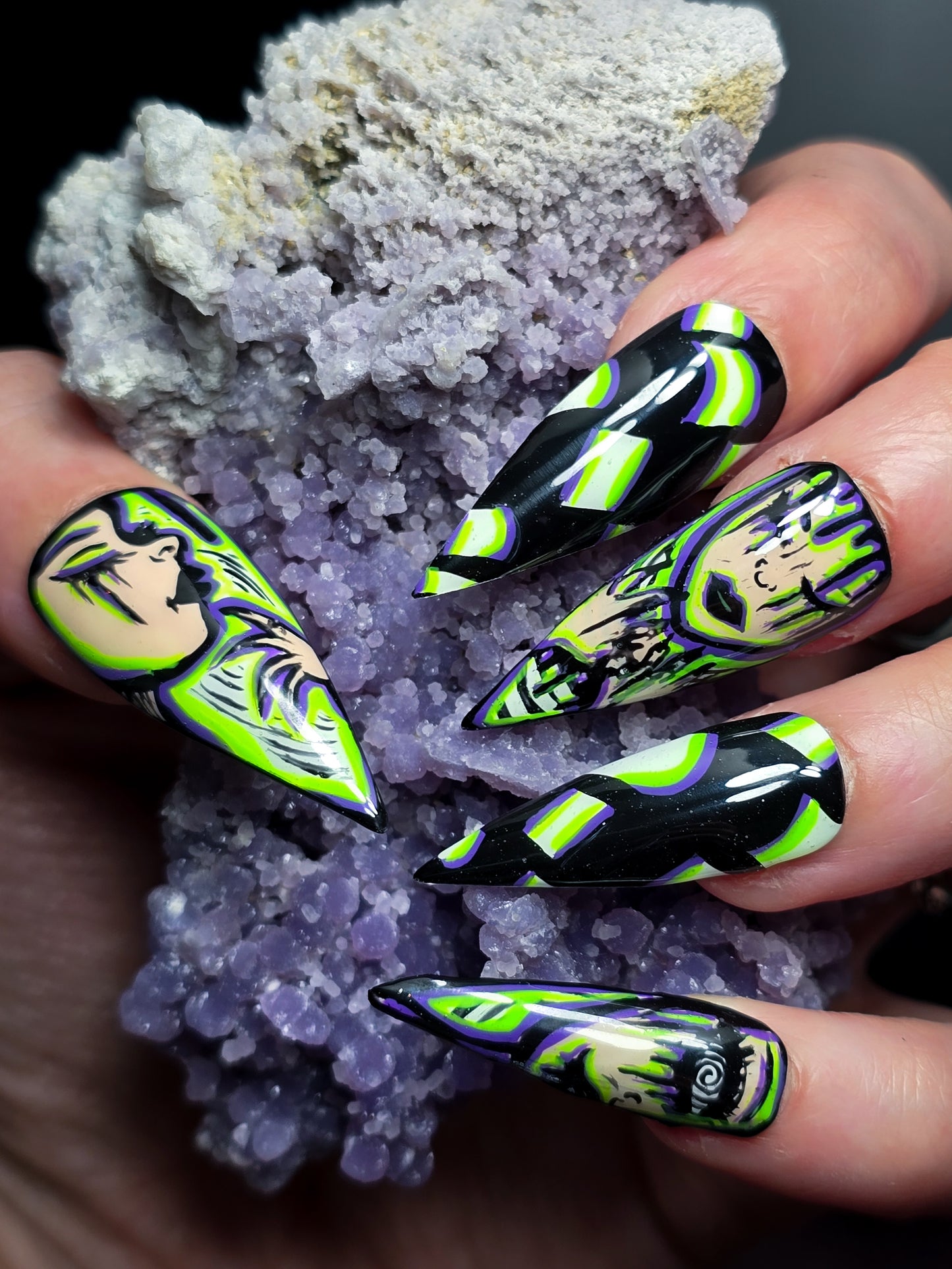 Cyber Glam Press on Nail Set
