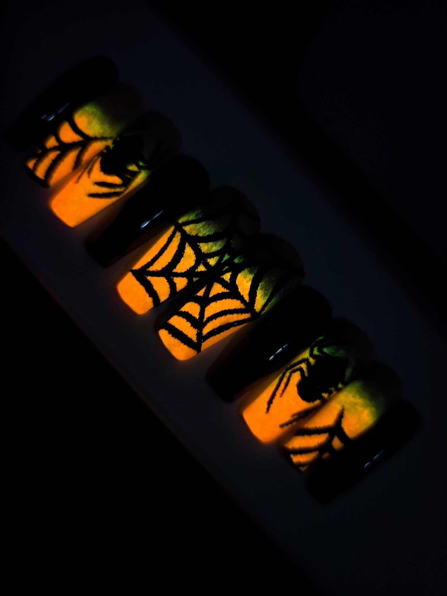 Best Witches (Glow in the Dark) Press on Nail Set