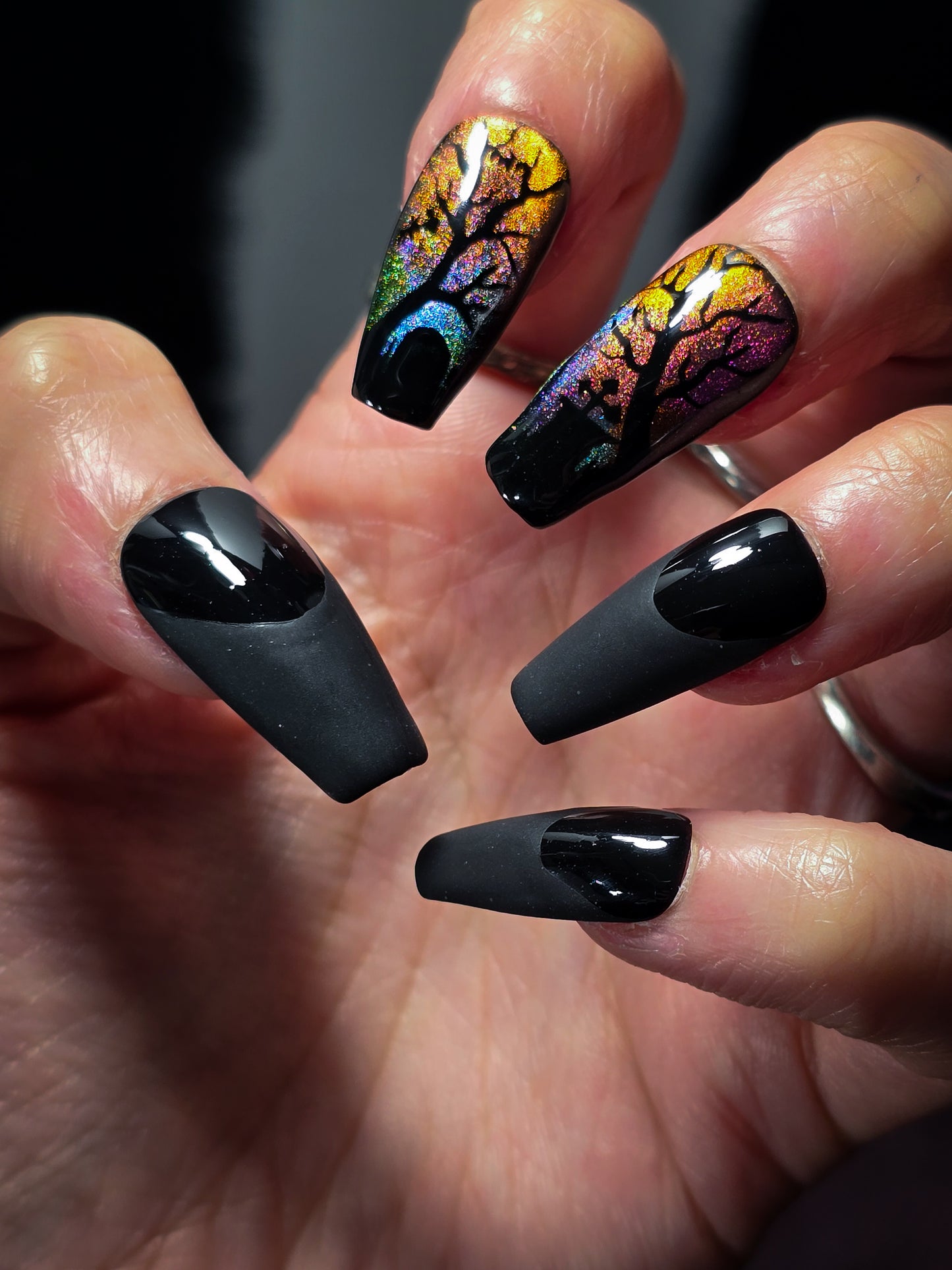 Beware of the Shadows Press on Nail Set