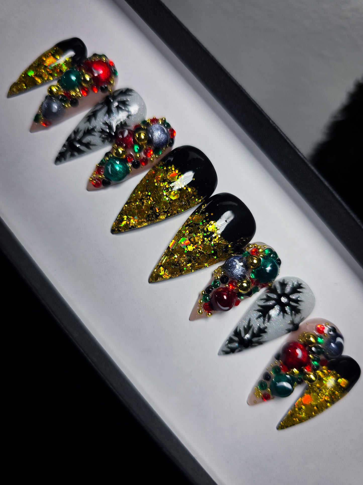 Spirit & Sparkle Press on Nail Set
