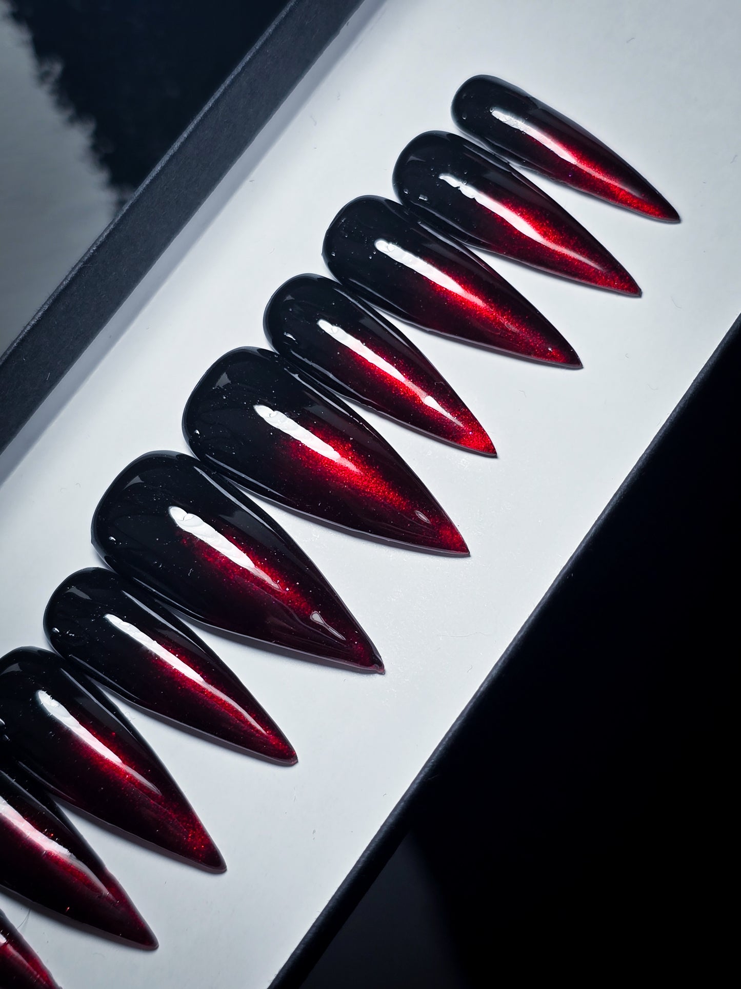 Dark Desire Press on Nail Set