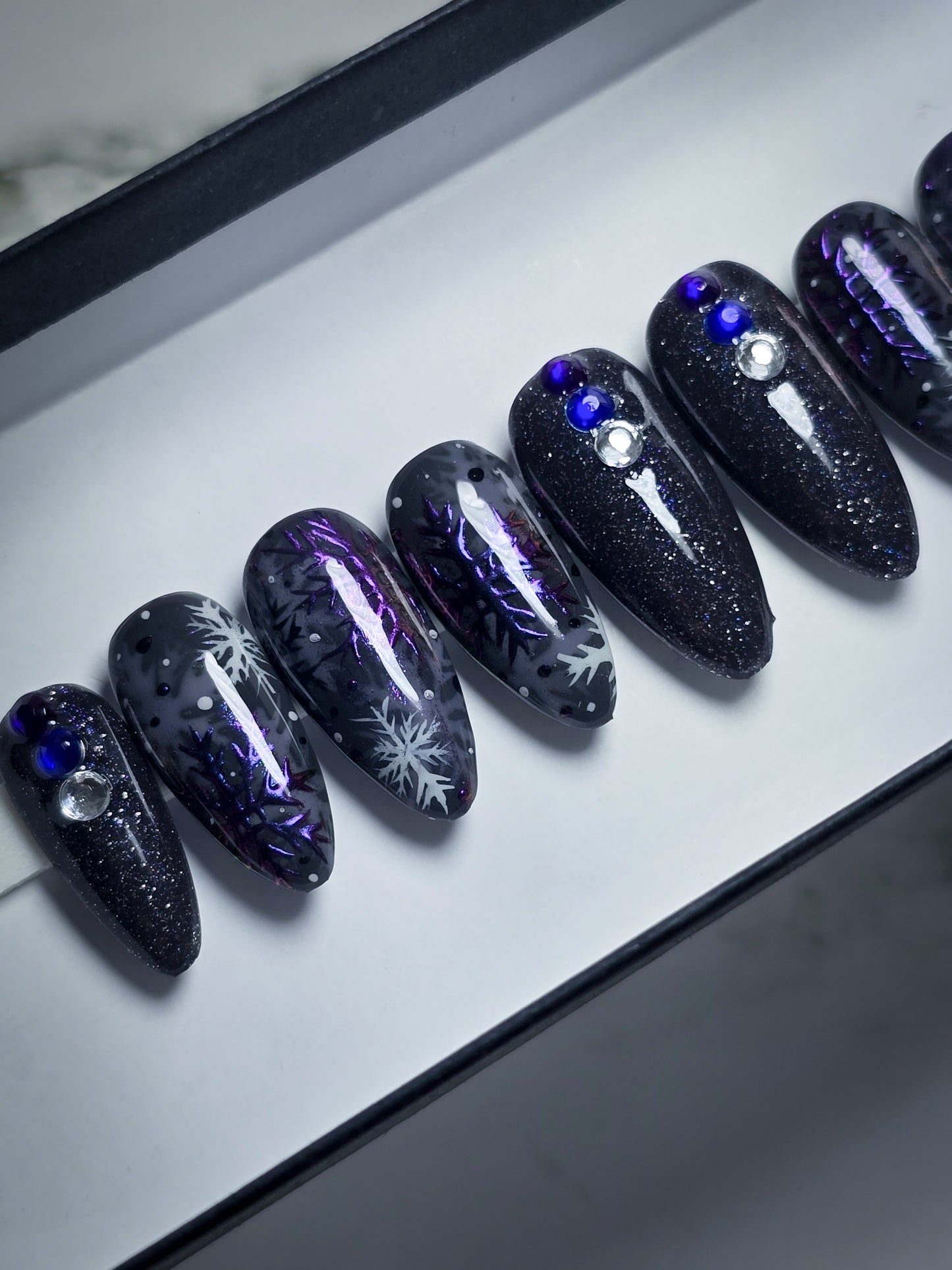 Joyful Press on Nail Set