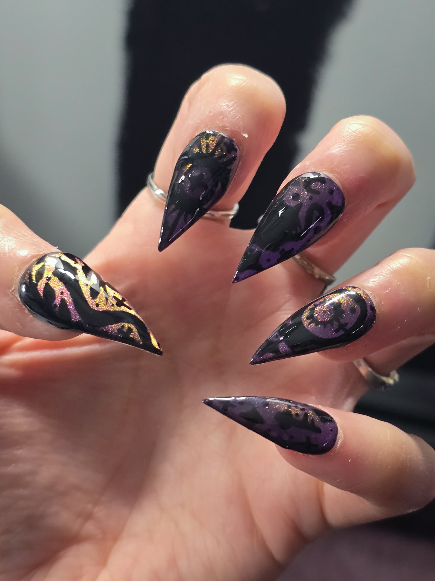 Coven Press on Nail Set