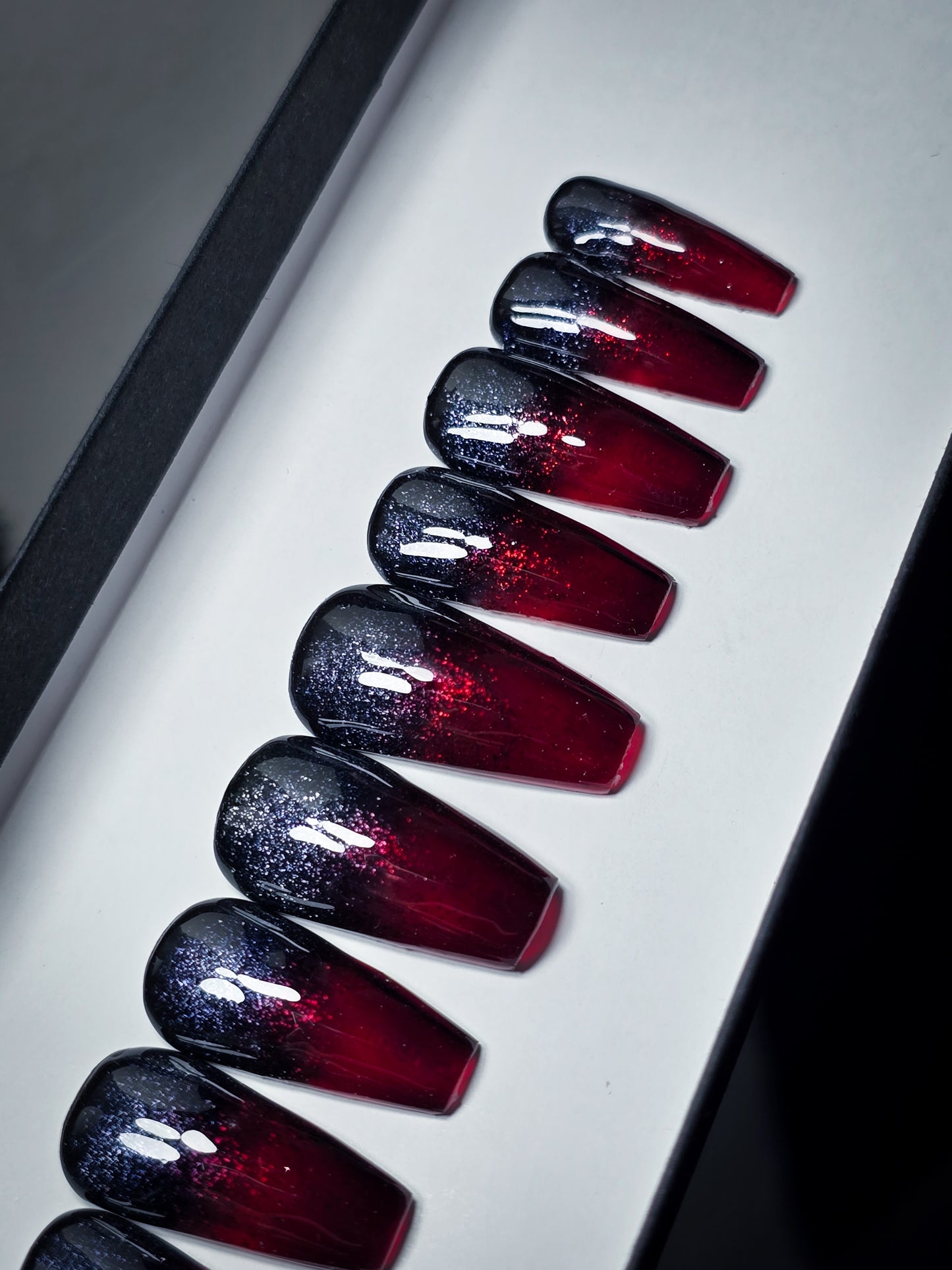 Fatal Attraction Press on Nail Set