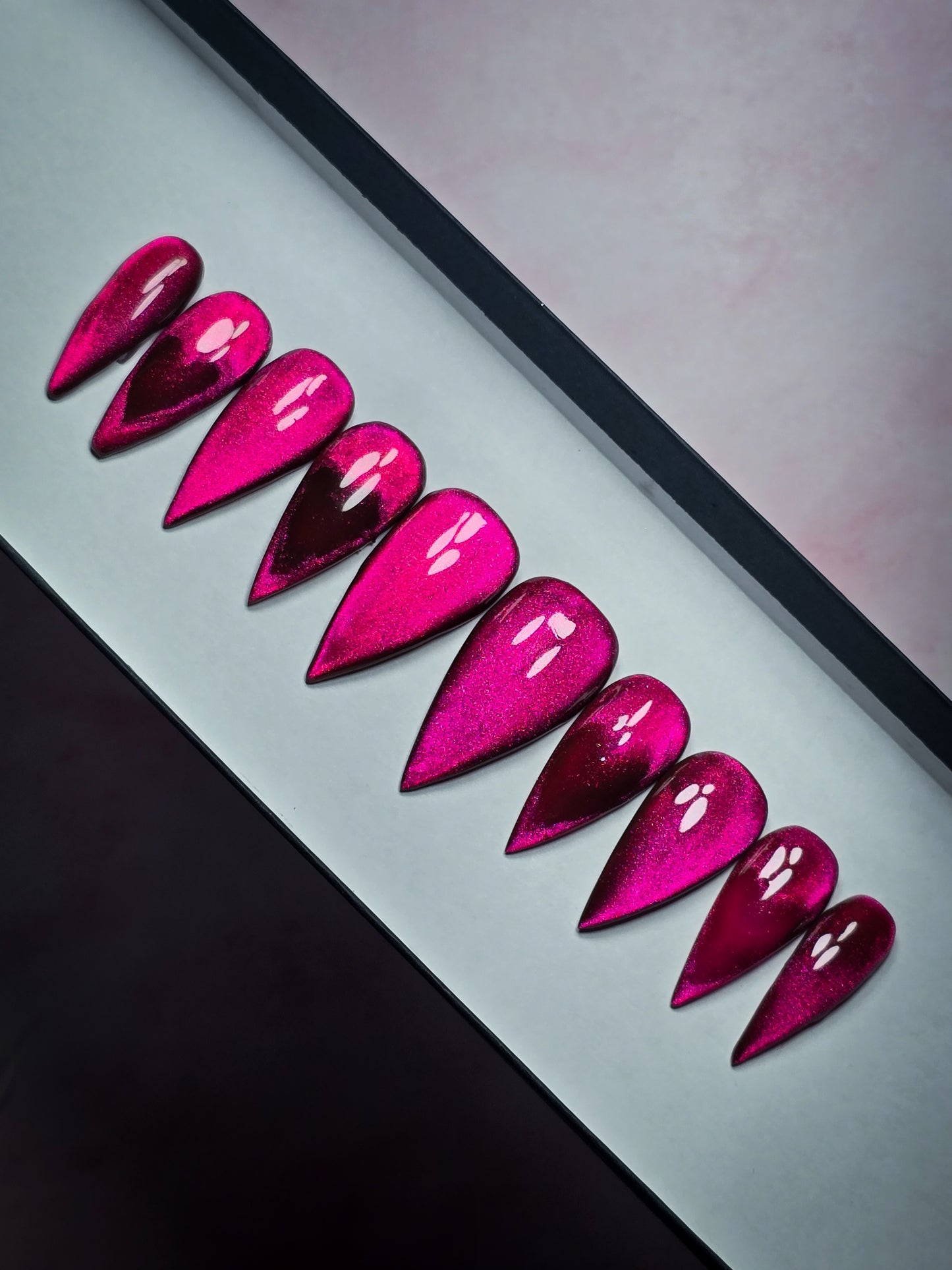 Heartthrob Press on Nail Set