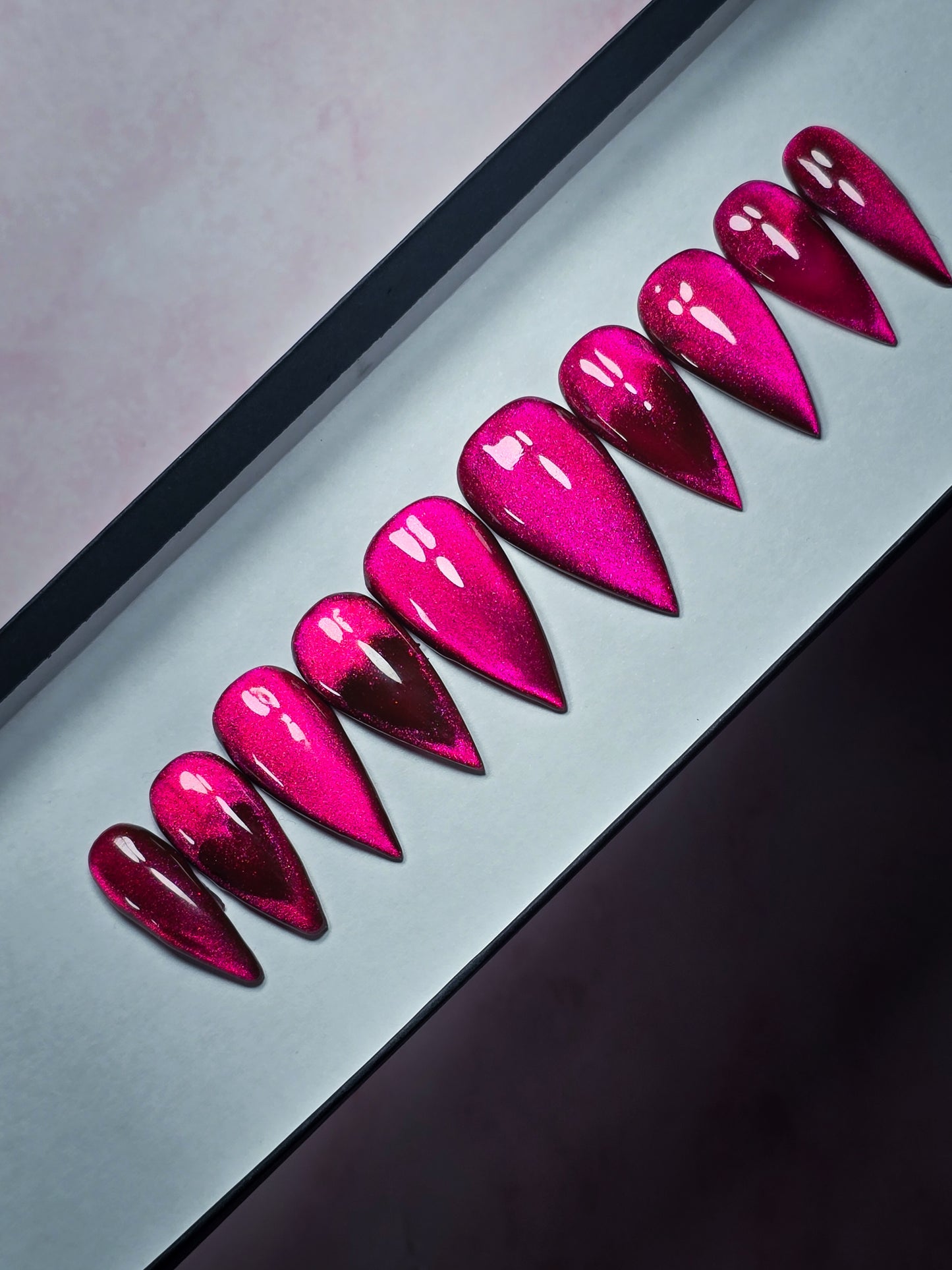Heartthrob Press on Nail Set