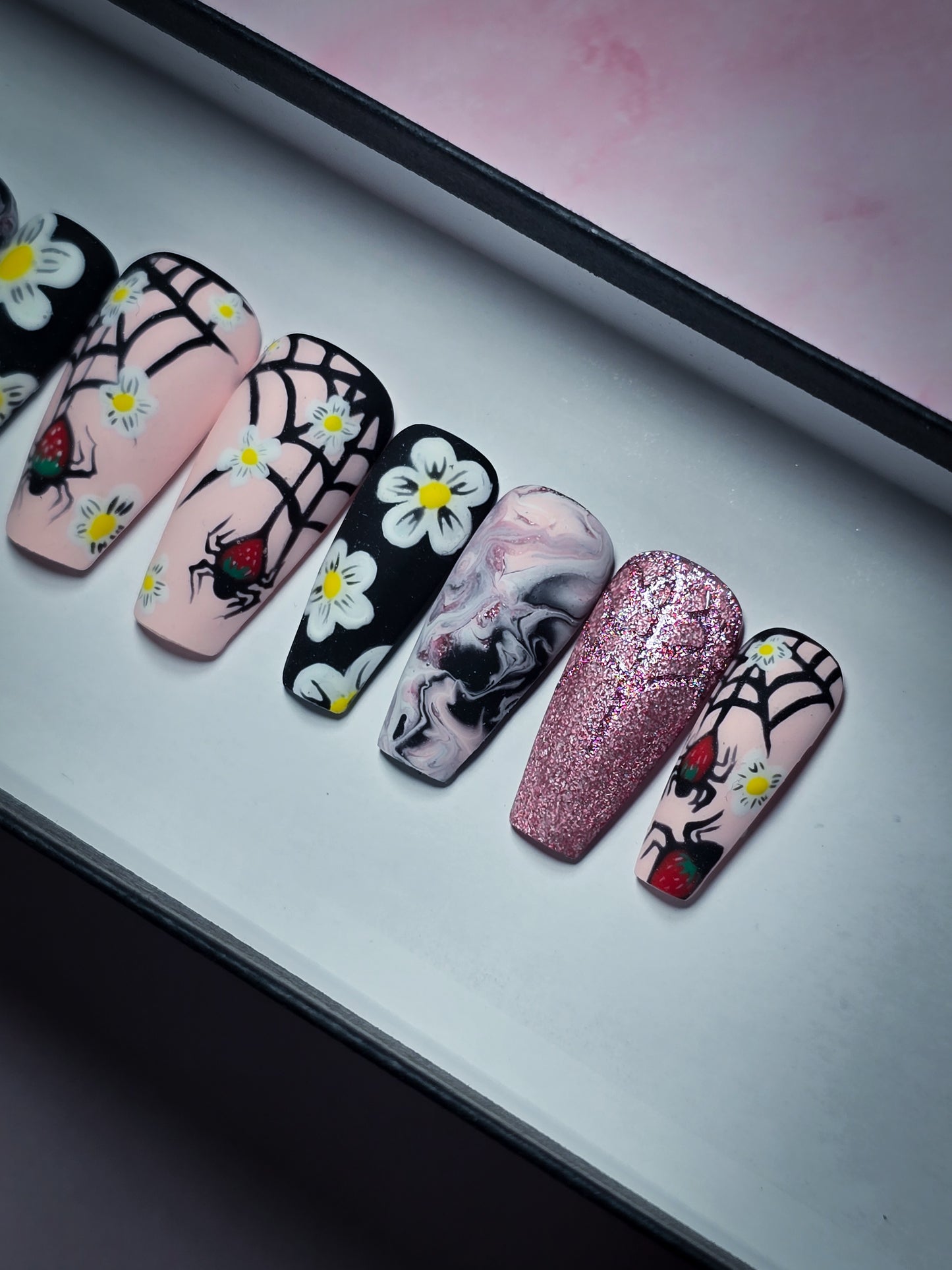 Little Sunshine Press on Nail Set