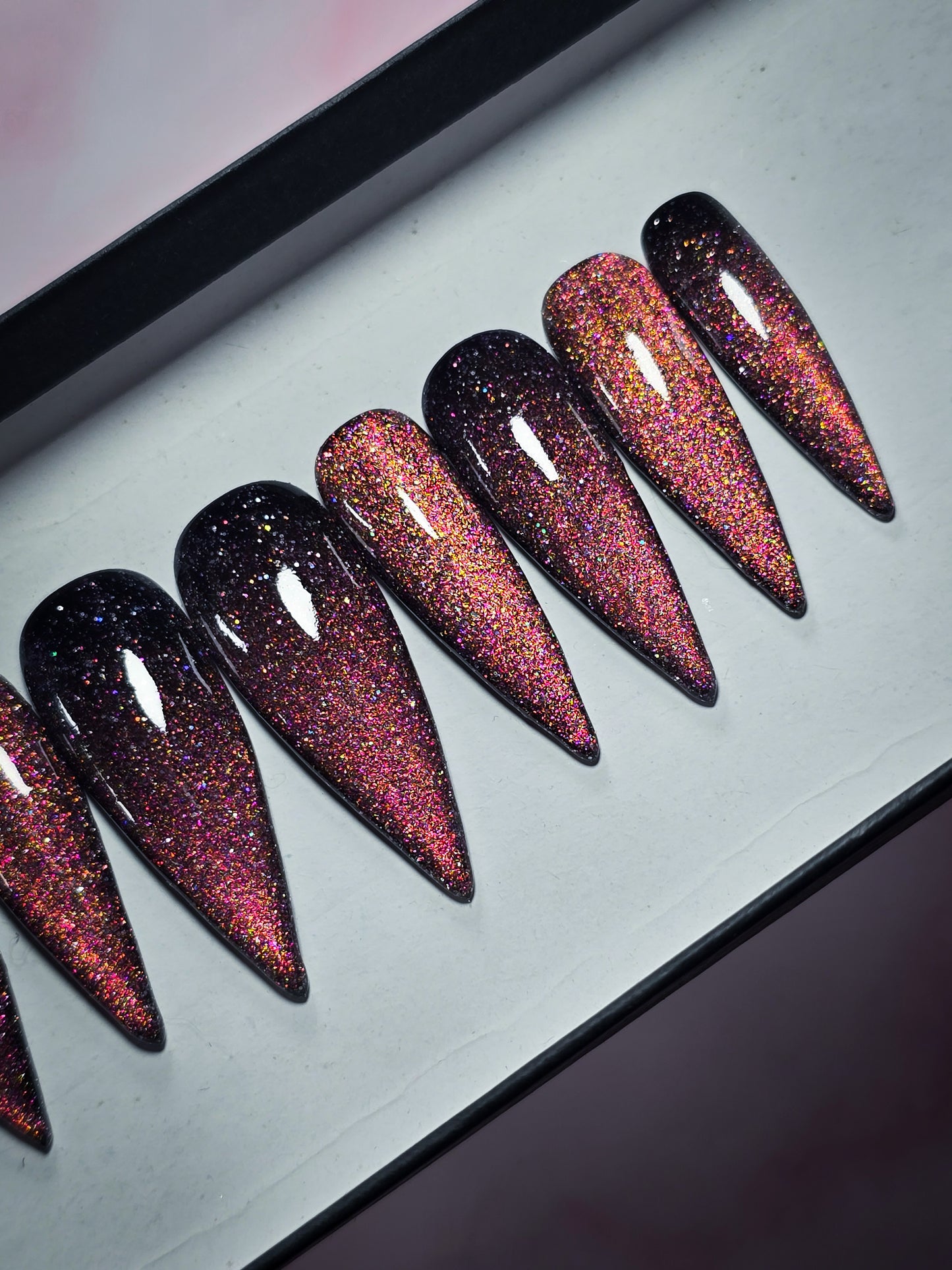 The Nights Shadow Press on Nail Set
