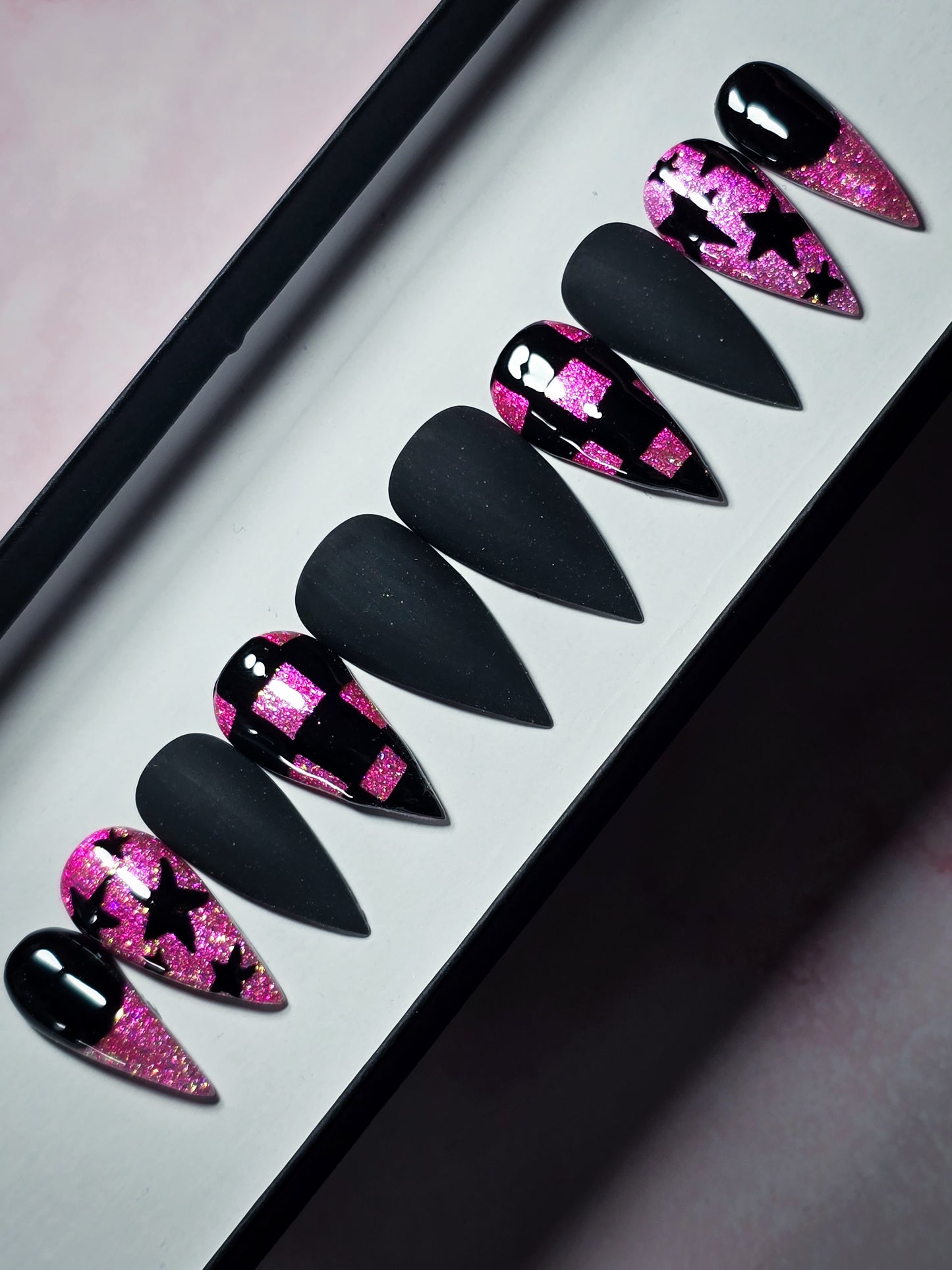 Scene Queen Press on Nail Set