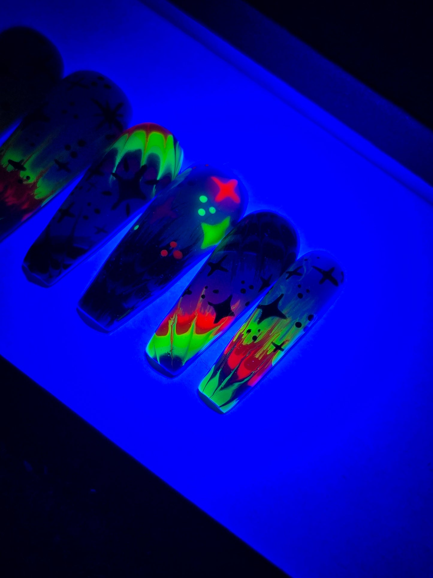 Cosmic Splash Press on Nail Set