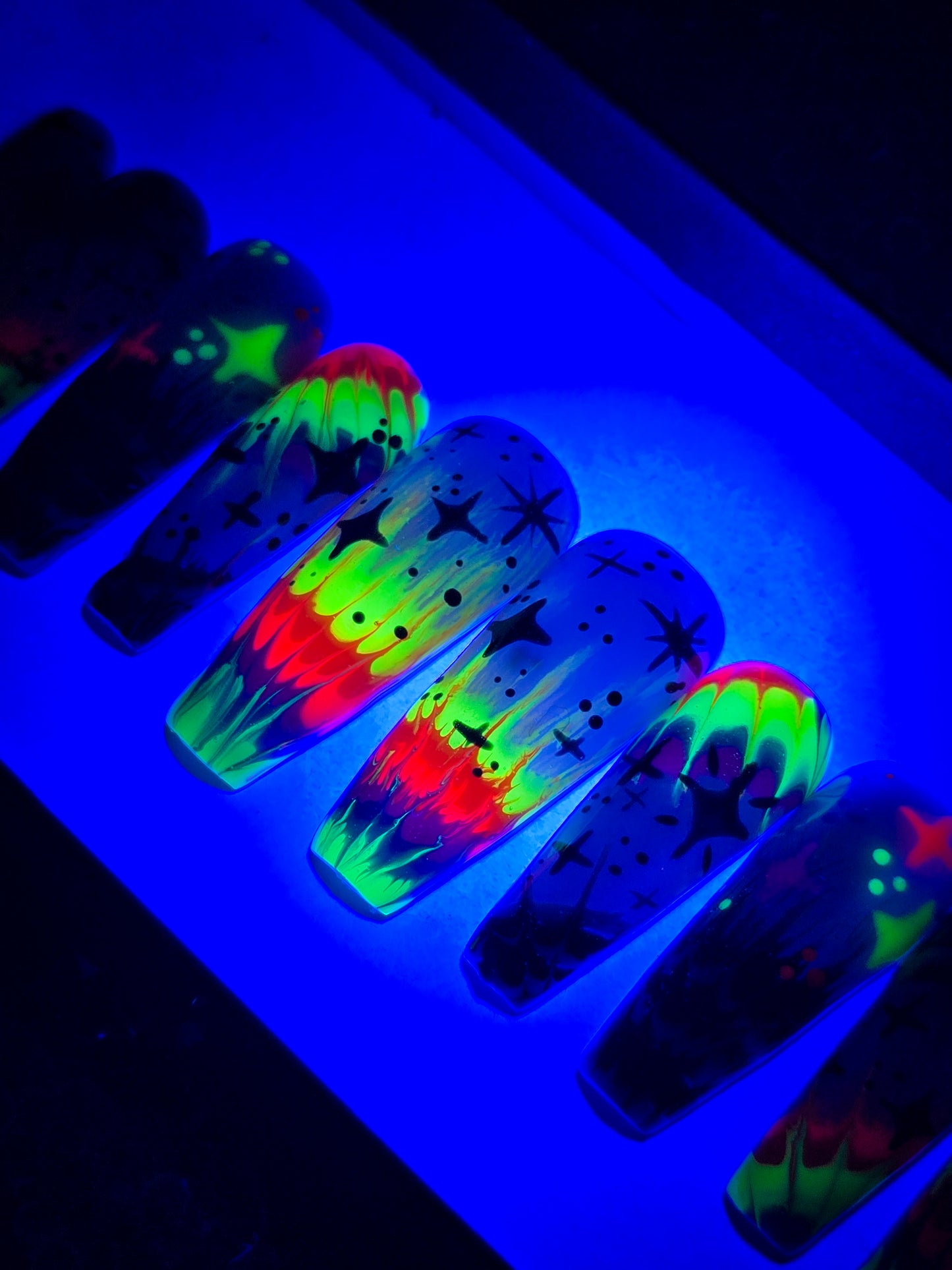 Cosmic Splash Press on Nail Set