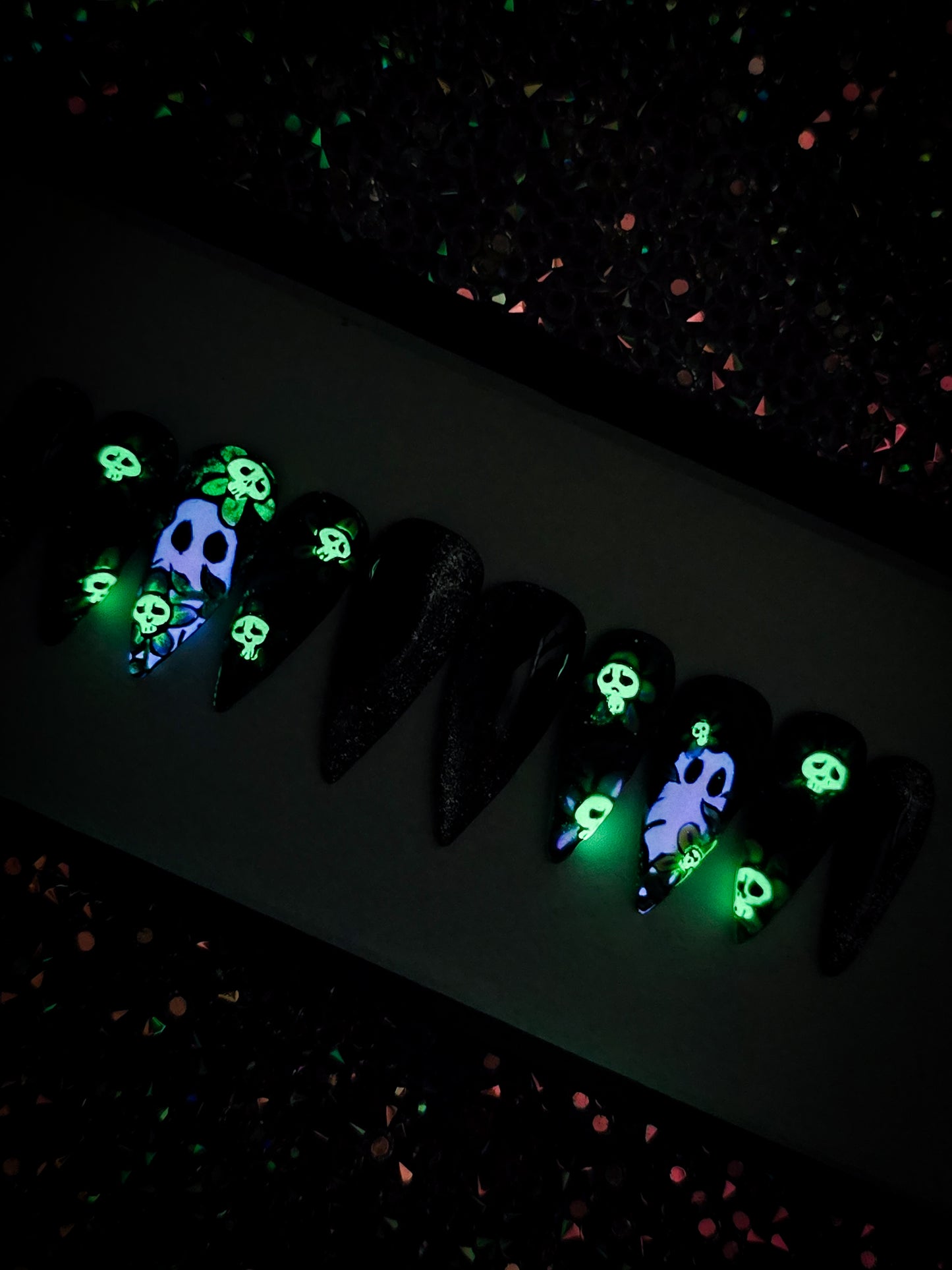 Moonlit Mortals Press on Nail Set (Glow in the Dark)