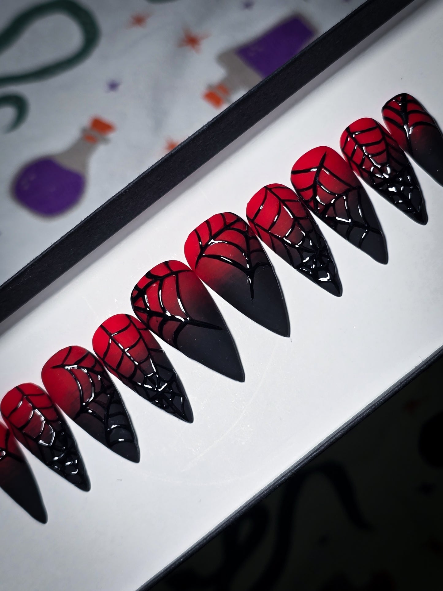 Lydia Press on Nail Set