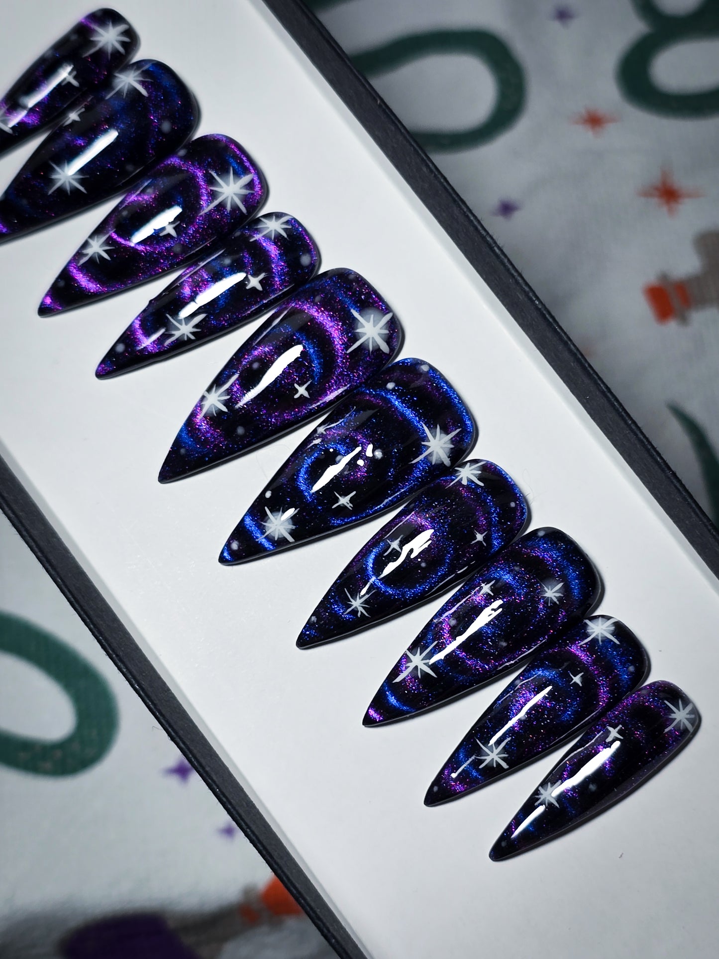 Stardust Swirls Press on Nail Set