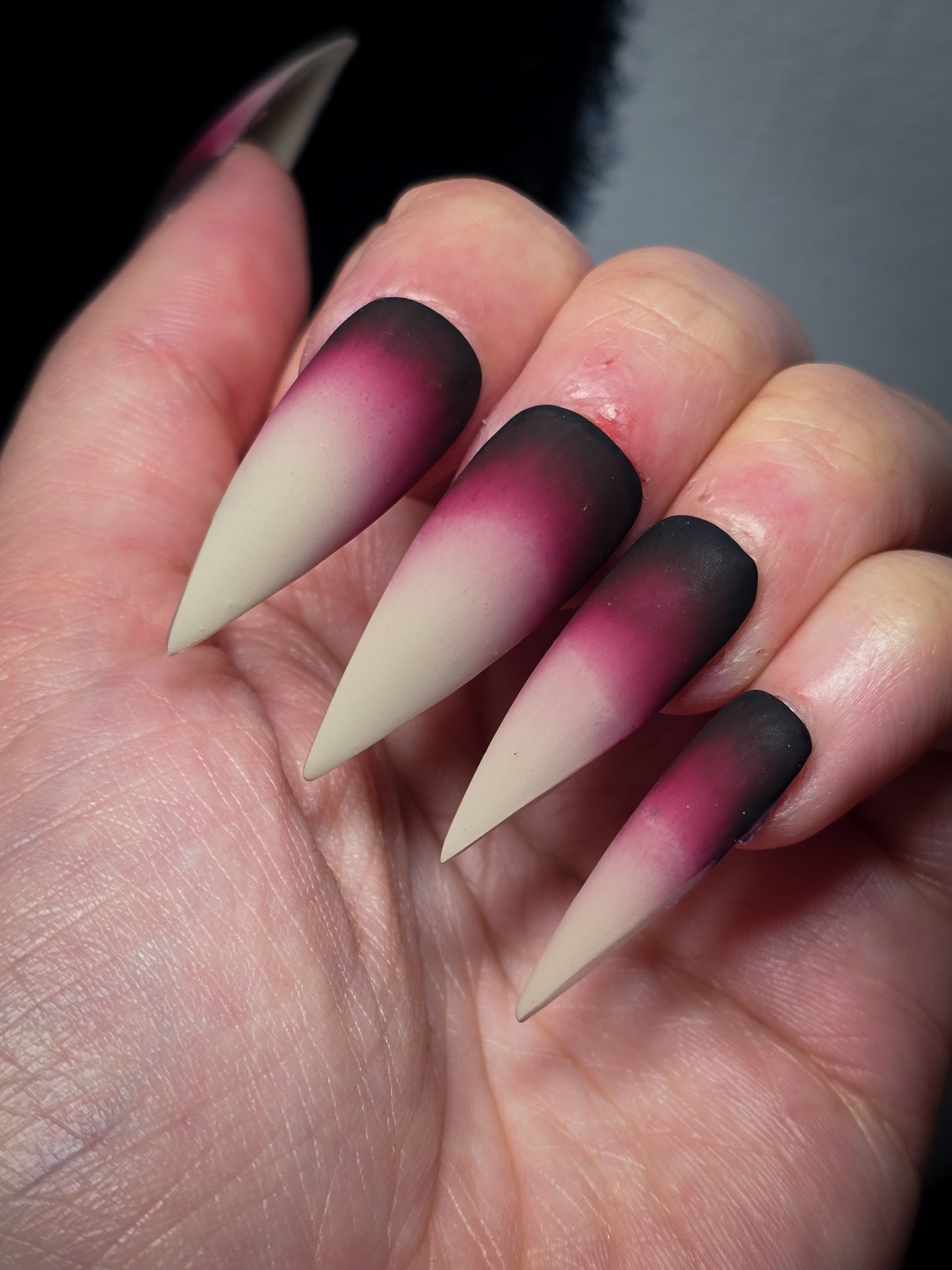 Bloodlust Press on Nail set