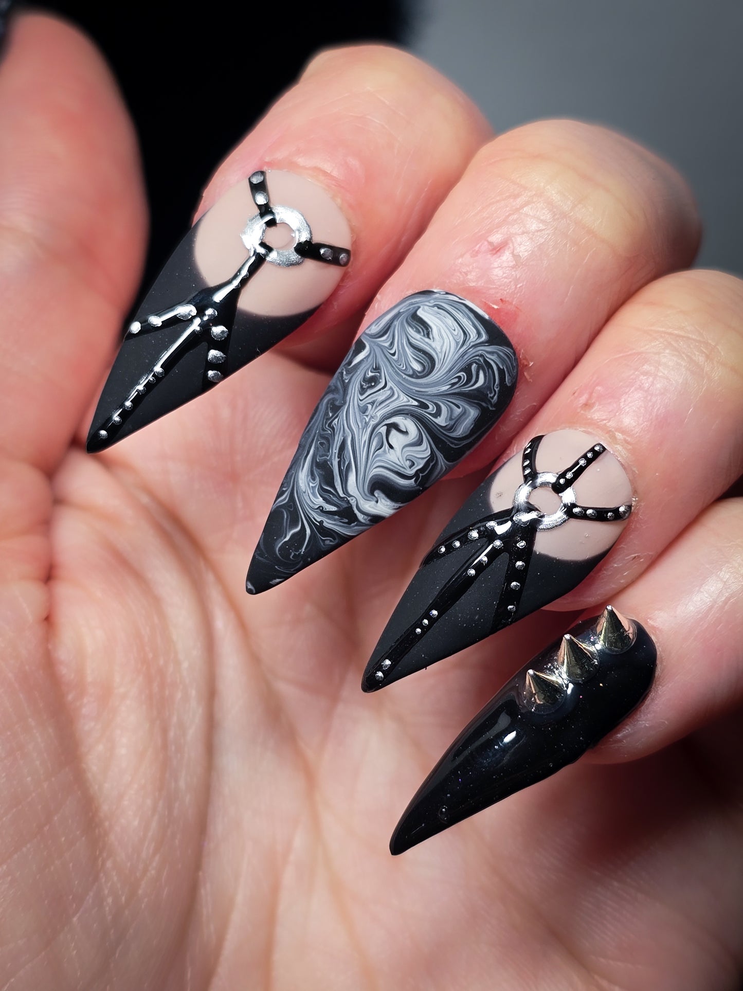 Bound in Darkness Press on Nail Set