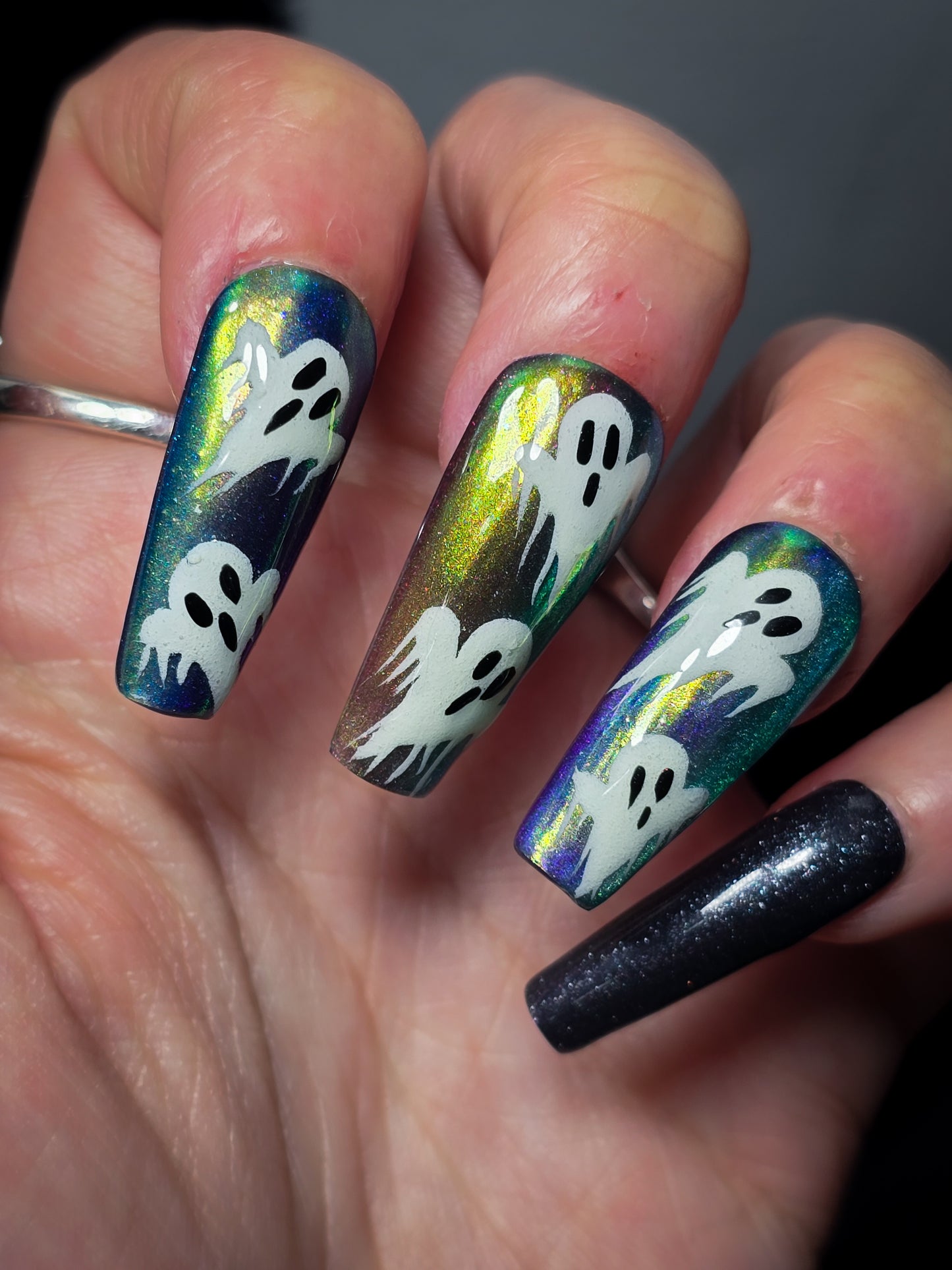 Phantom Shift Press on Nail Set (Glow in the Dark)