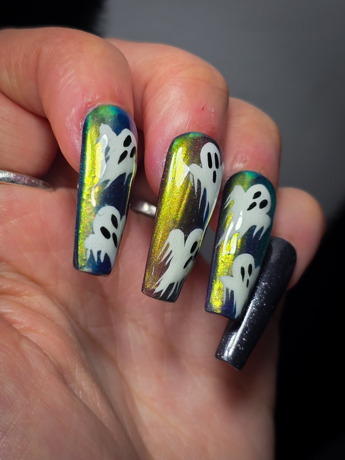 Phantom Shift Press on Nail Set (Glow in the Dark)