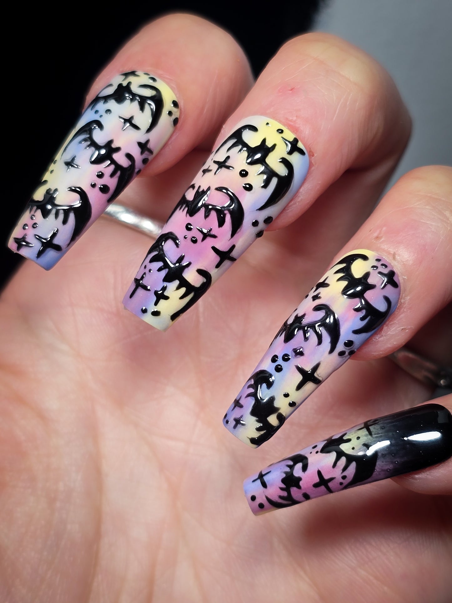 Luminous Wings Press on Nail Set (Glow in the Dark and Thermal)