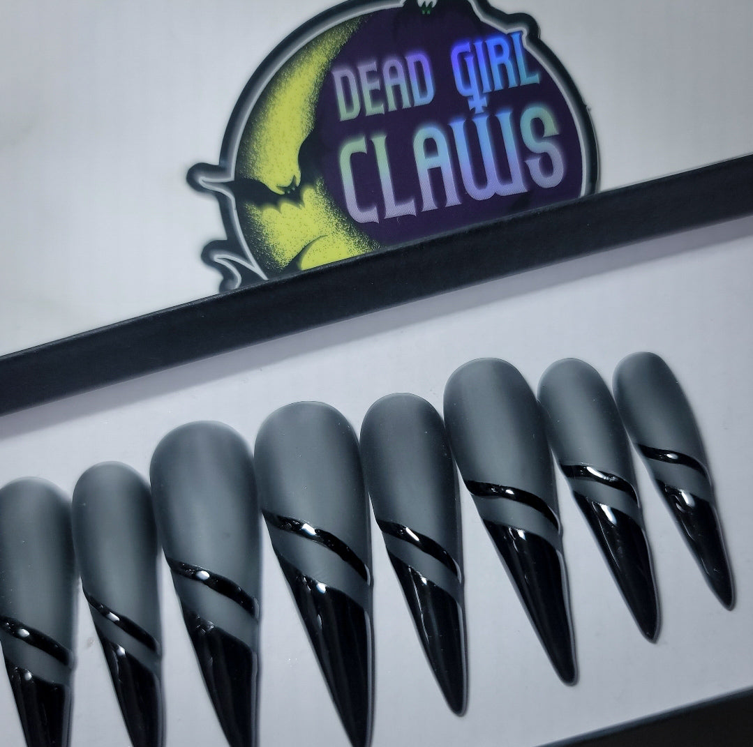 Knockout Press on Nails