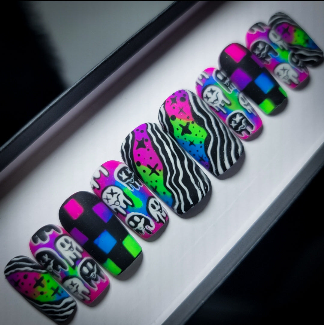 Smiley Press on Nail Set