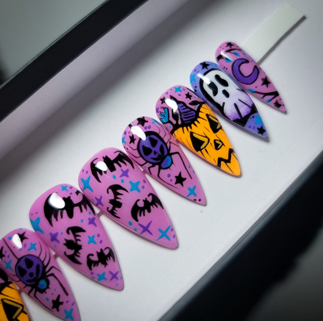 Scary Cute! (Thermal reactive) Press on Nail Set