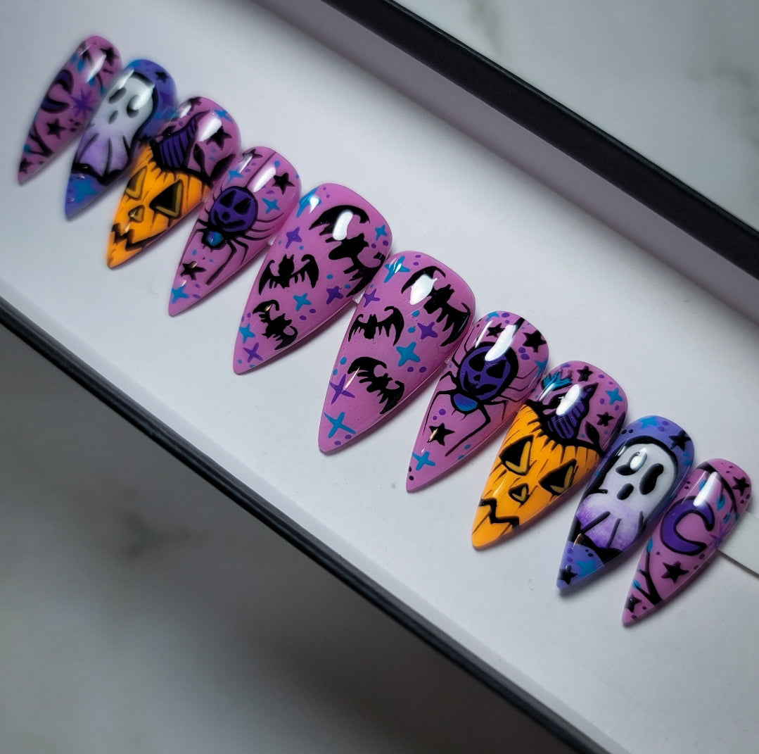 Scary Cute! (Thermal reactive) Press on Nail Set