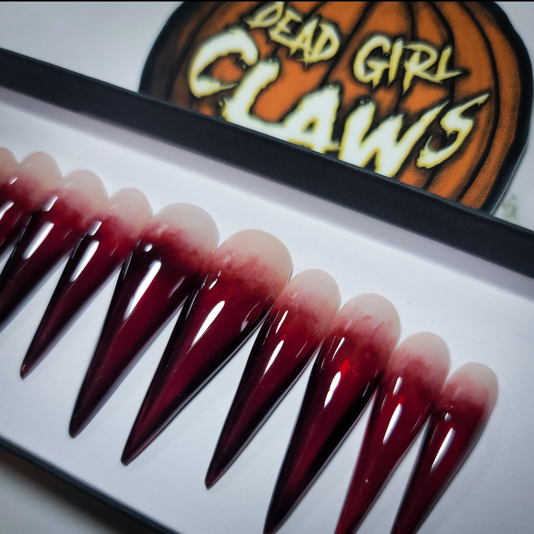 The Scarlet trail Press on Nail Set