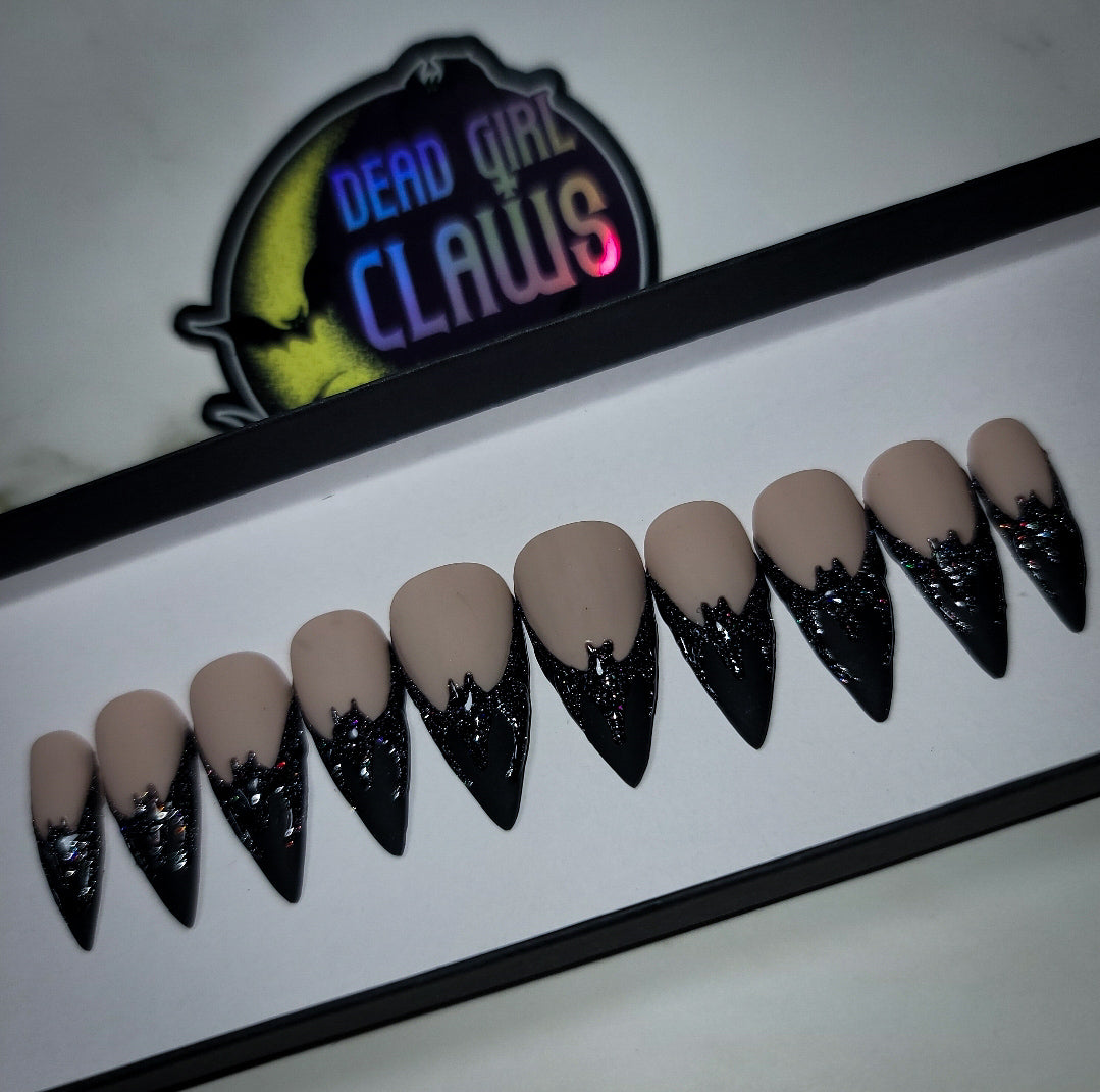 Embrace the Darkness Press on Nail Set