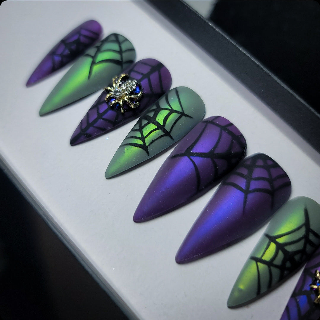 Gloom Press on Nail Set