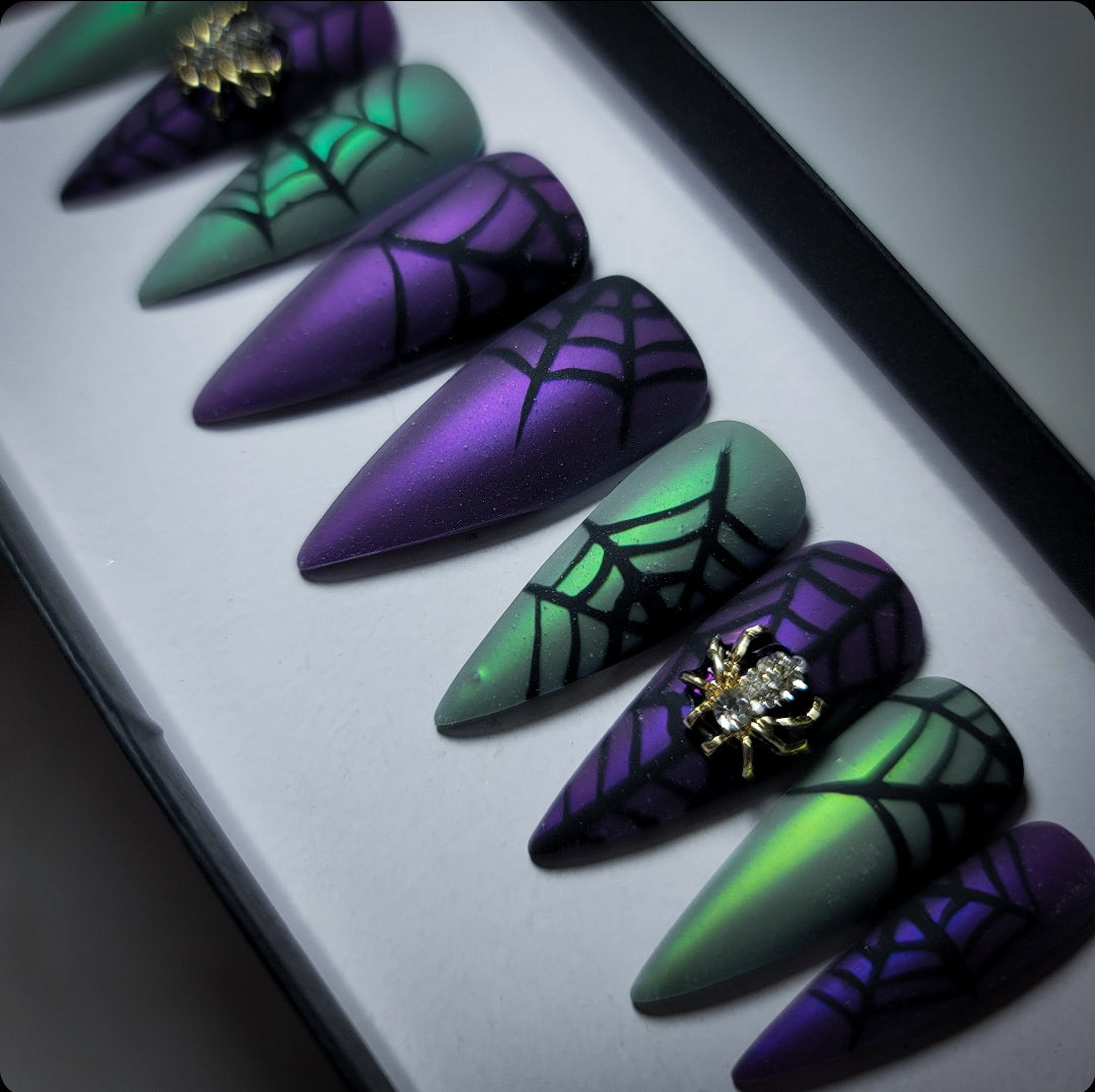 Gloom Press on Nail Set