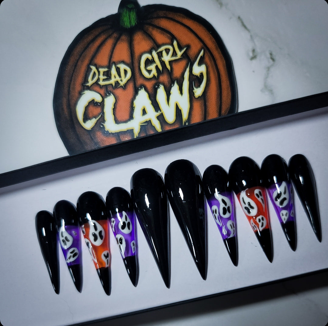 Spooky Lamp (Glow in the Dark) Press on Nail Set