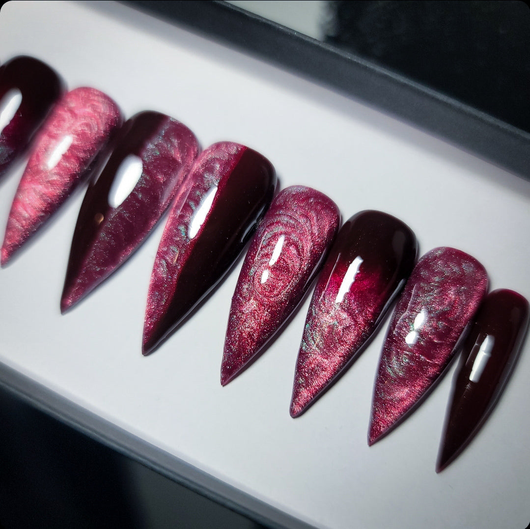 Divination Press on Nail Set
