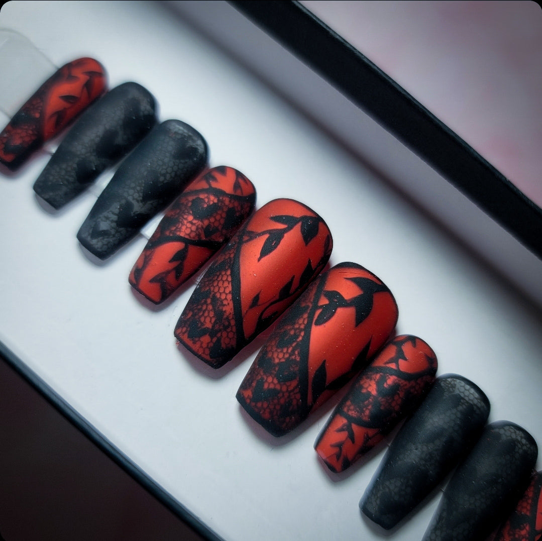 Dark Fantasy Press on Nail Set