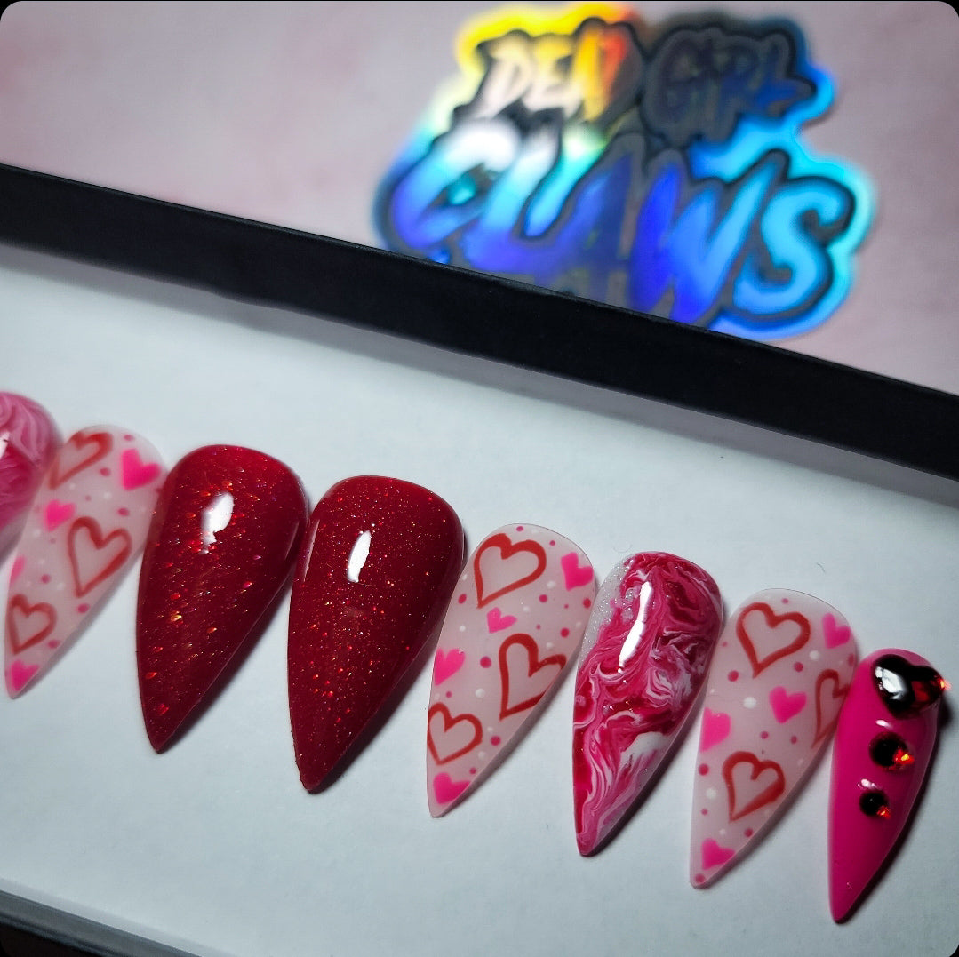 Hug Me Press on Nail Set