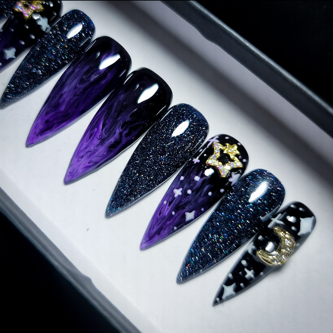 Practical Magic Press on Nail Set