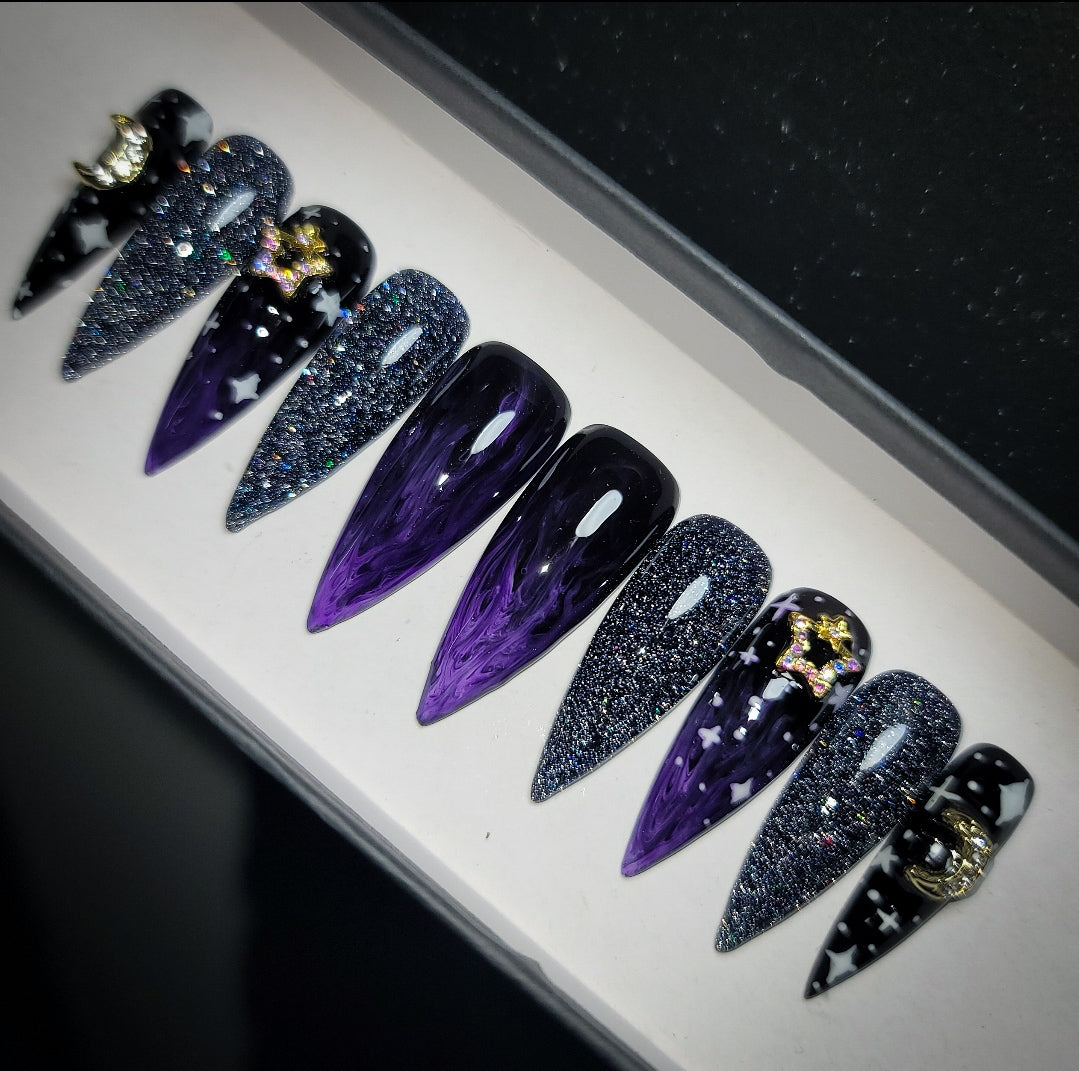 Practical Magic Press on Nail Set