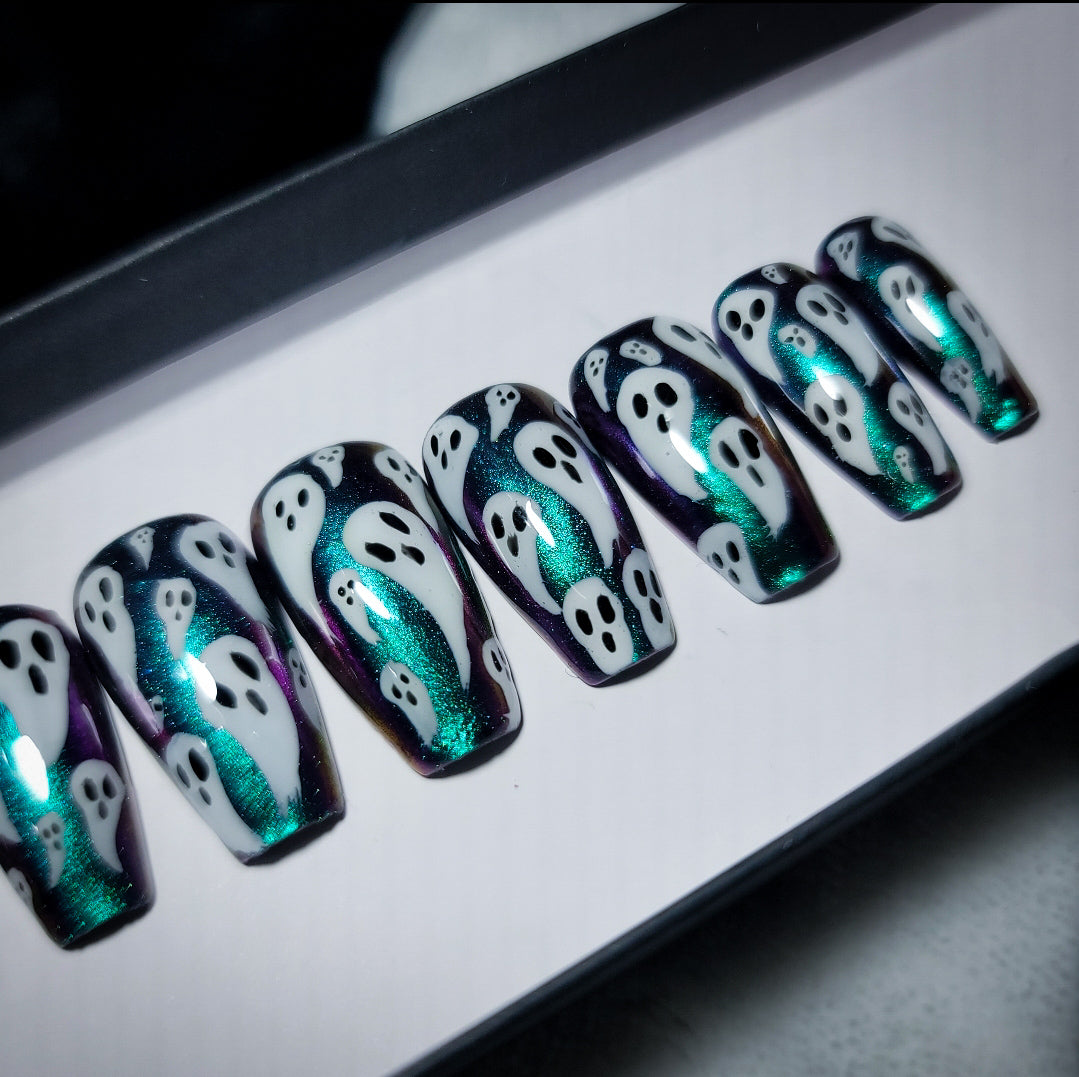 Spook! Press on Nail Set