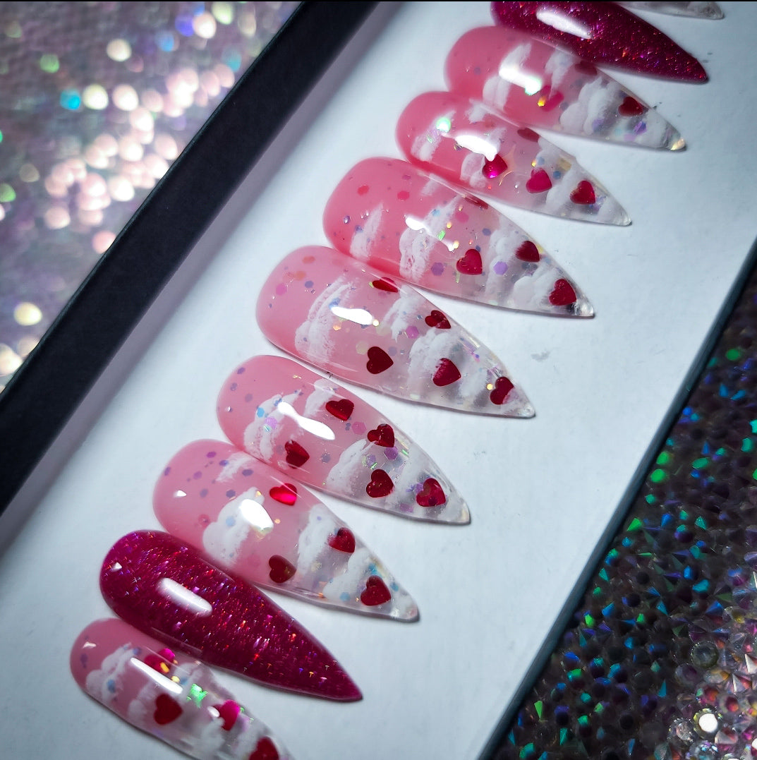 Love is in the air press on nail set