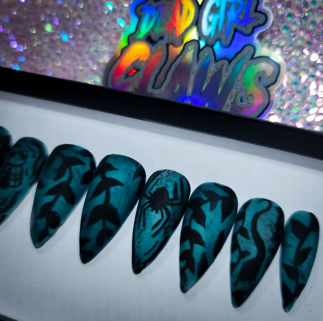 Darkwave Press on nail set