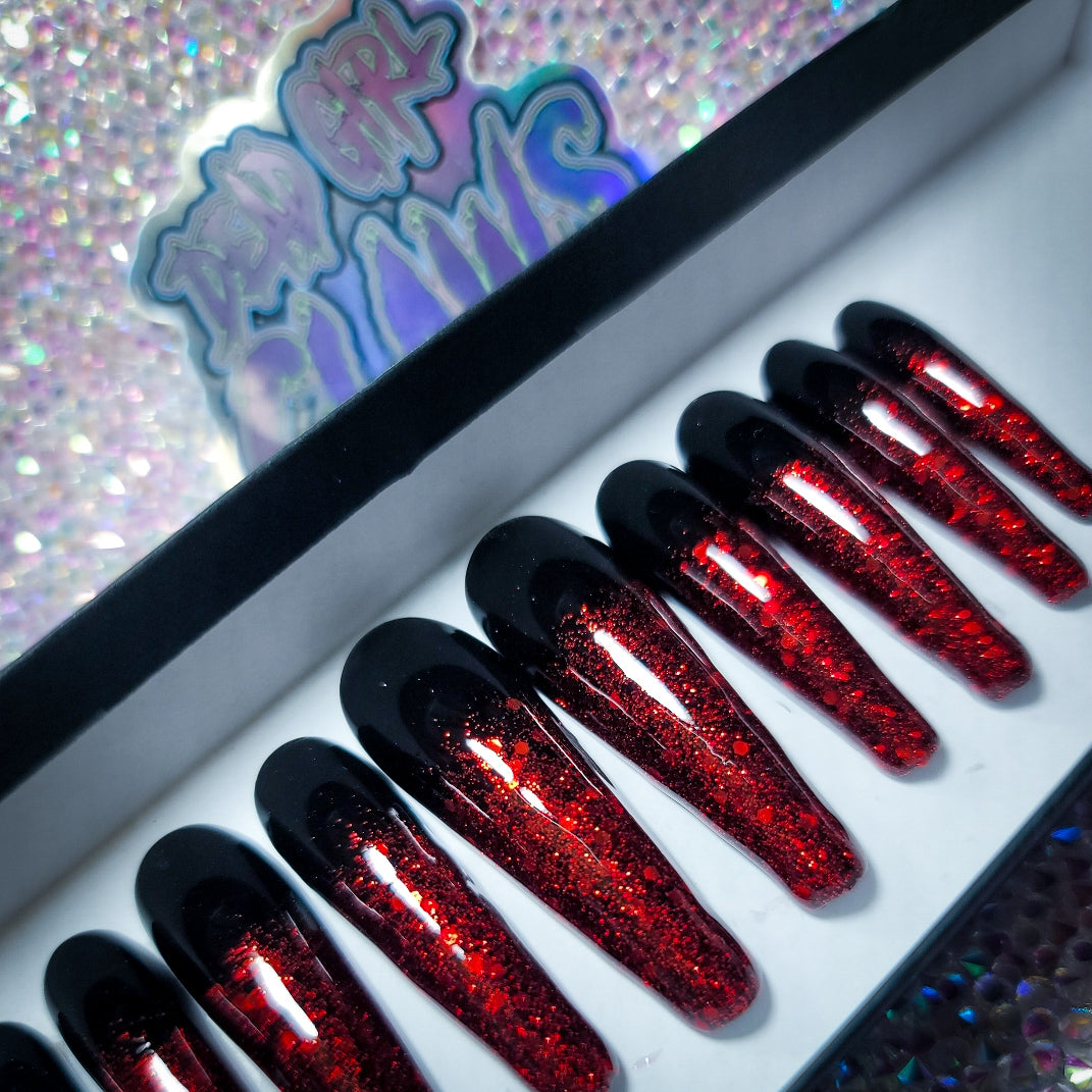 Bite Me Press on nail Set
