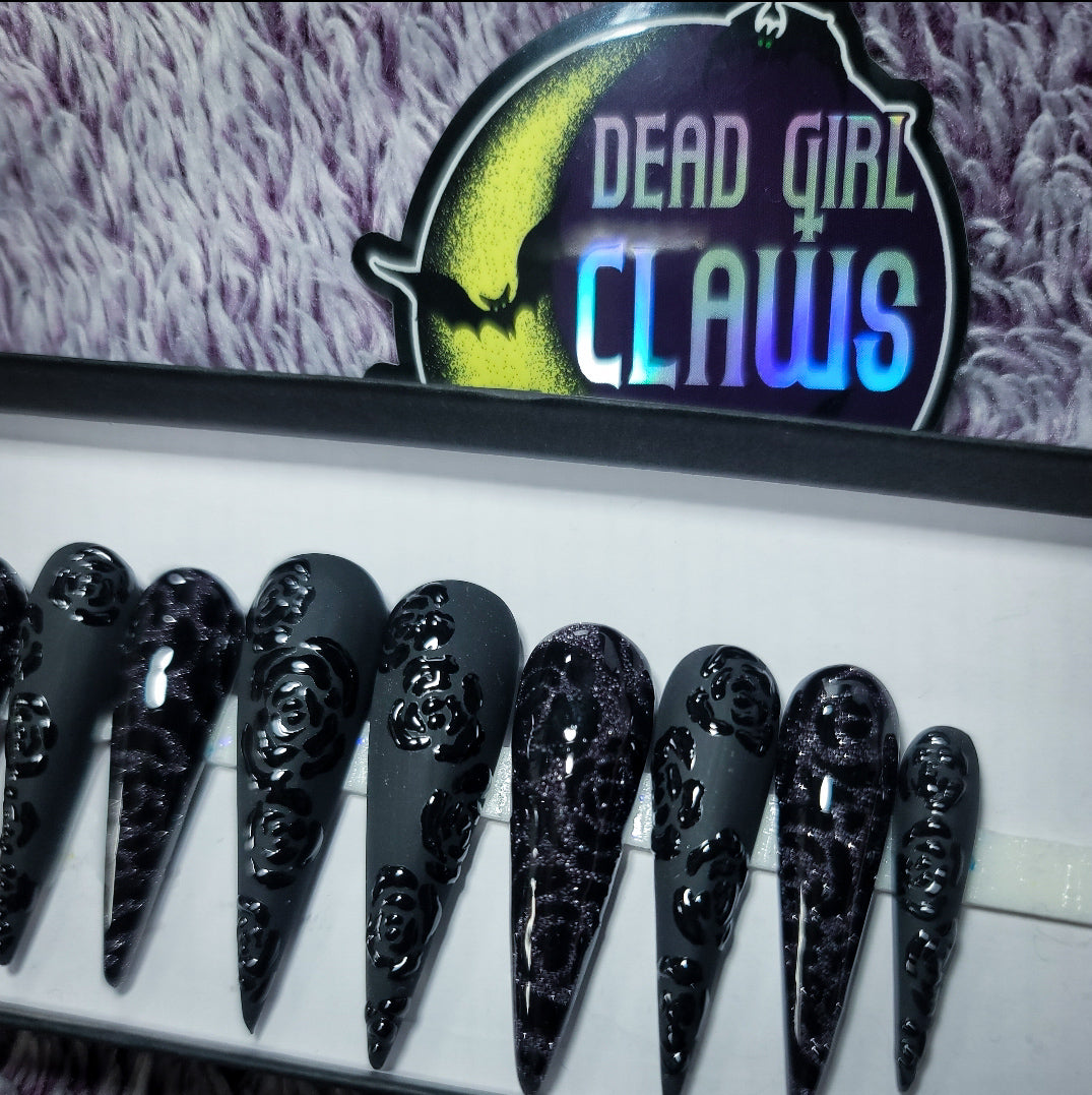 Black Rose (thermal effect) Press on Nails