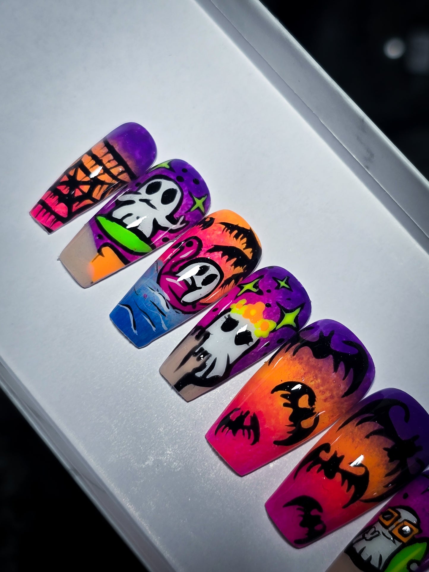 Ghoulish Getaway Press on Nail Set